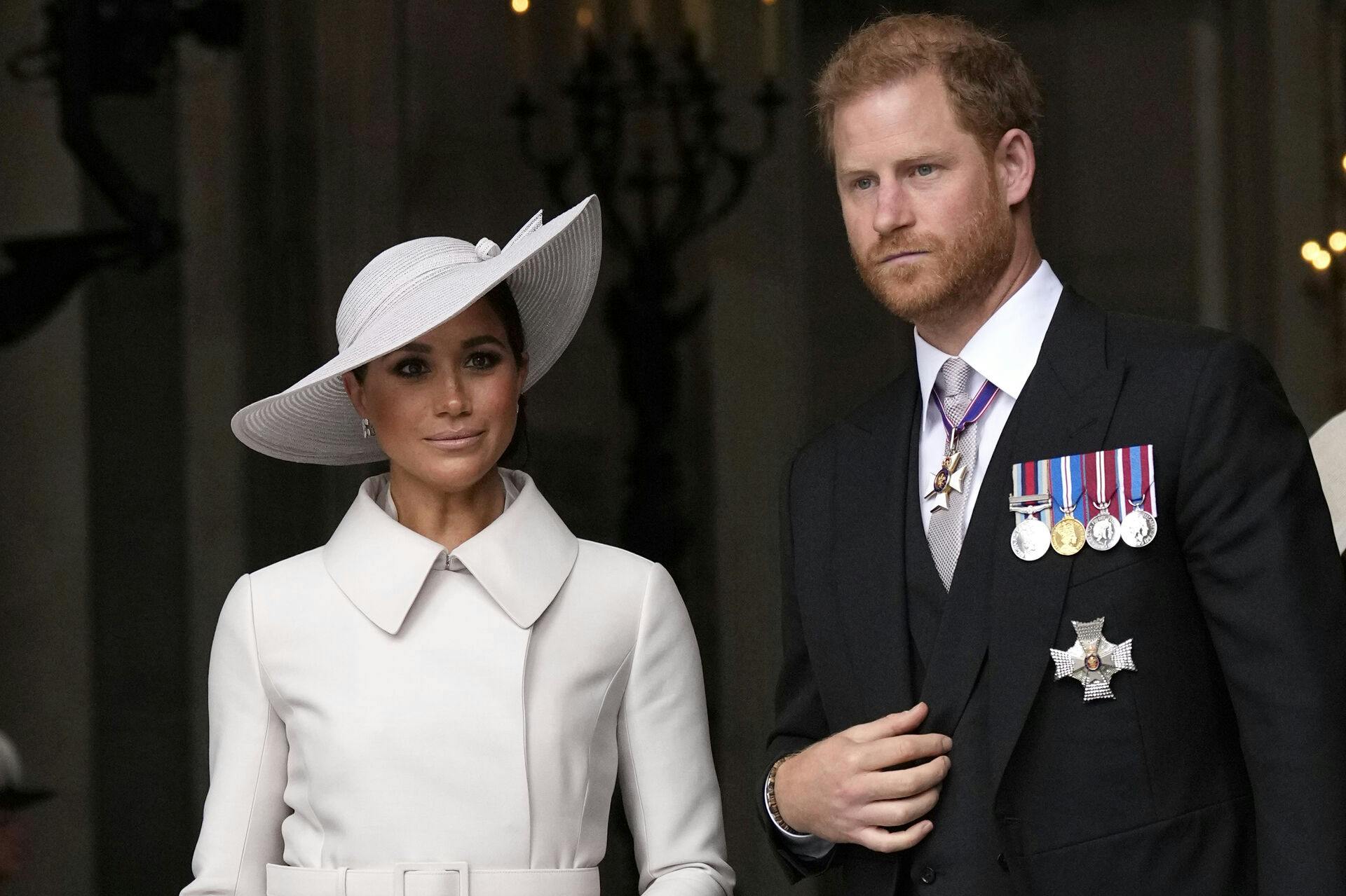 Meghan Markle og prins Harry skal vinke farvel til deres engelske hytte.
