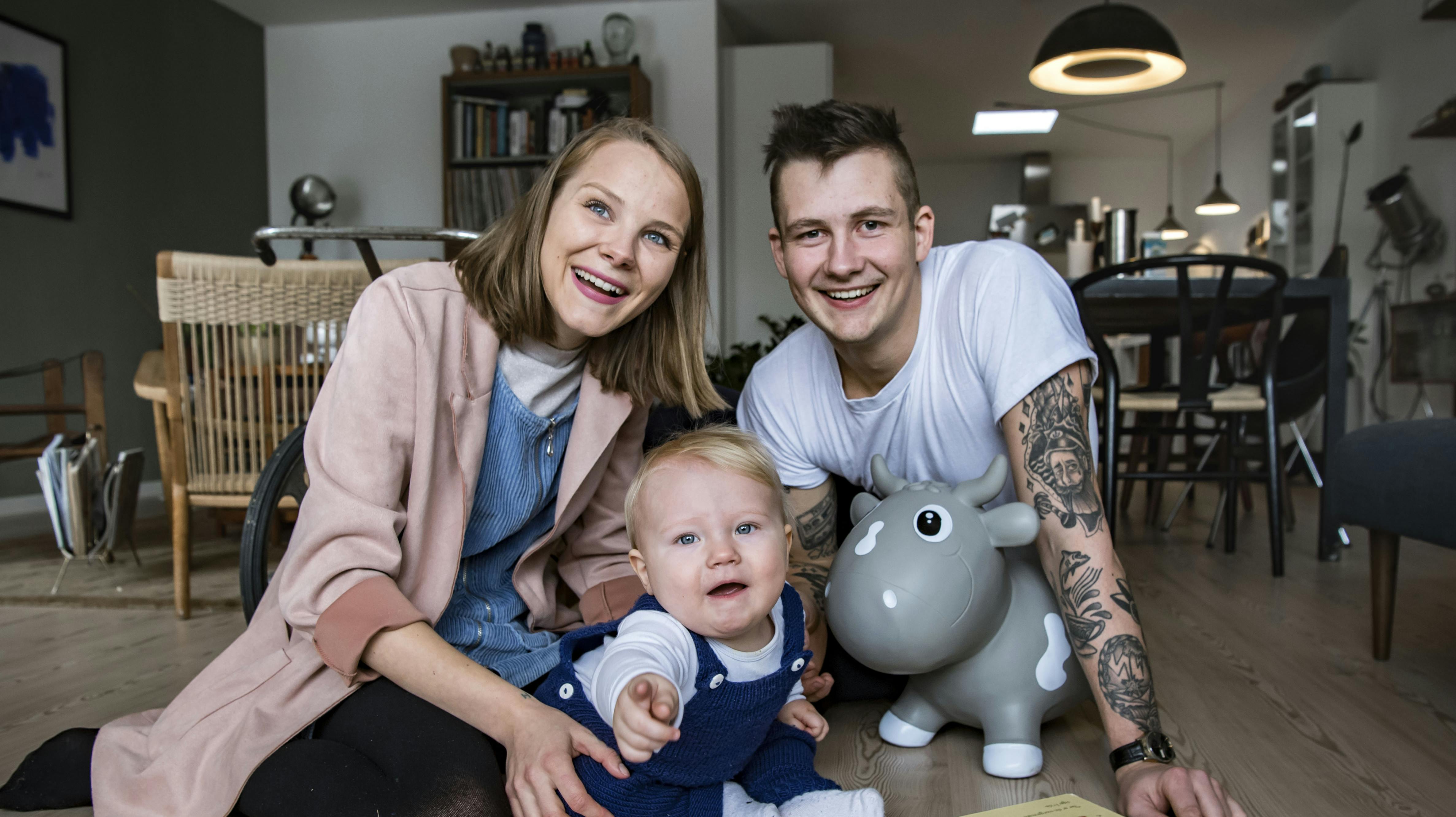 Her ses parret i 2018 med sønnen Villy, siden er sønnen Verner også kommet til.