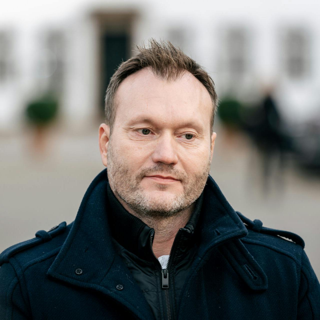 Lars Boje Mathiesen er gift og har børn med den otte år yngre sygeplejerske Katrine Lindmark Mathiesen. 
