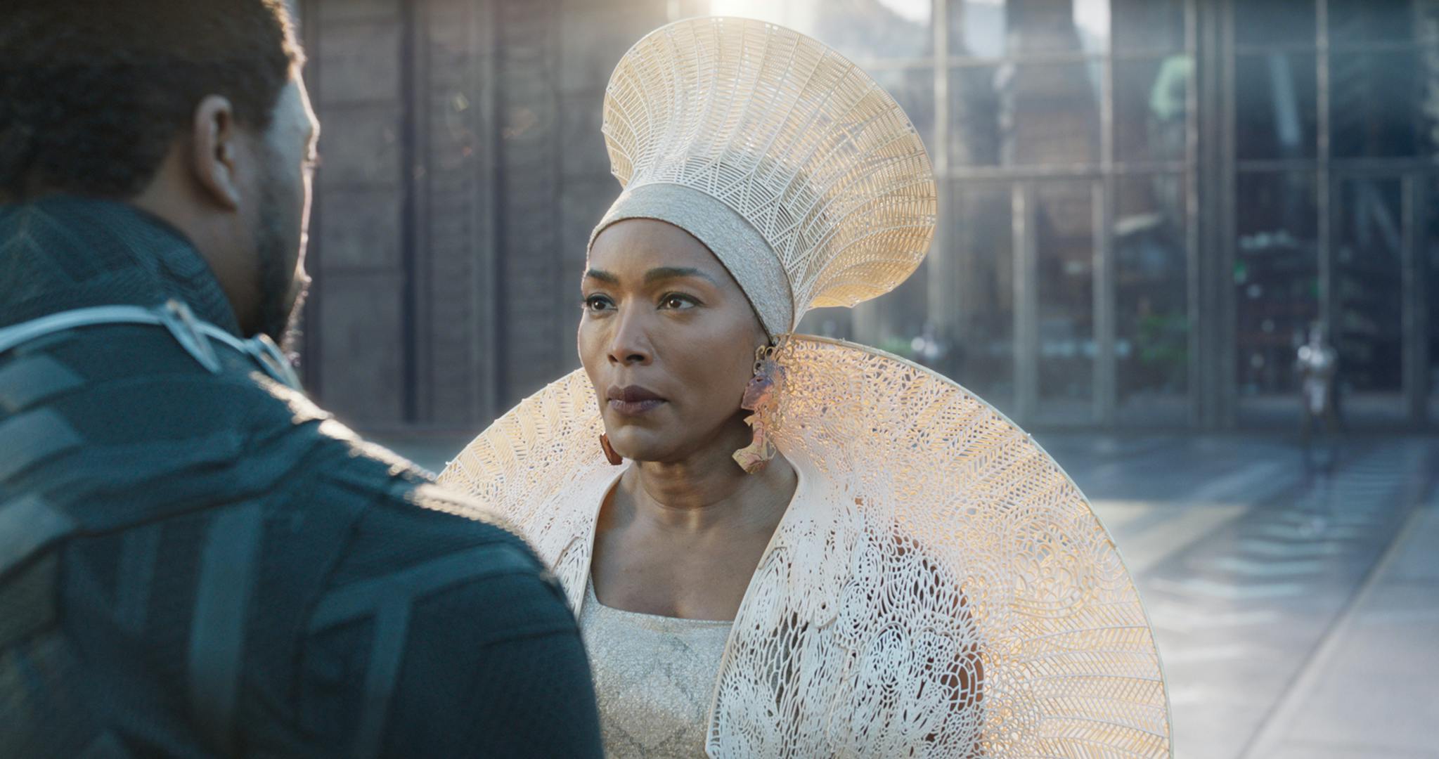 Det er anden gang at Angela Bassett er nomineret til en Oscar. Sidste gang var i 1994 for hendes rolle i filmen "What's love got to do with it", hvor hun spillede Tina Turner.