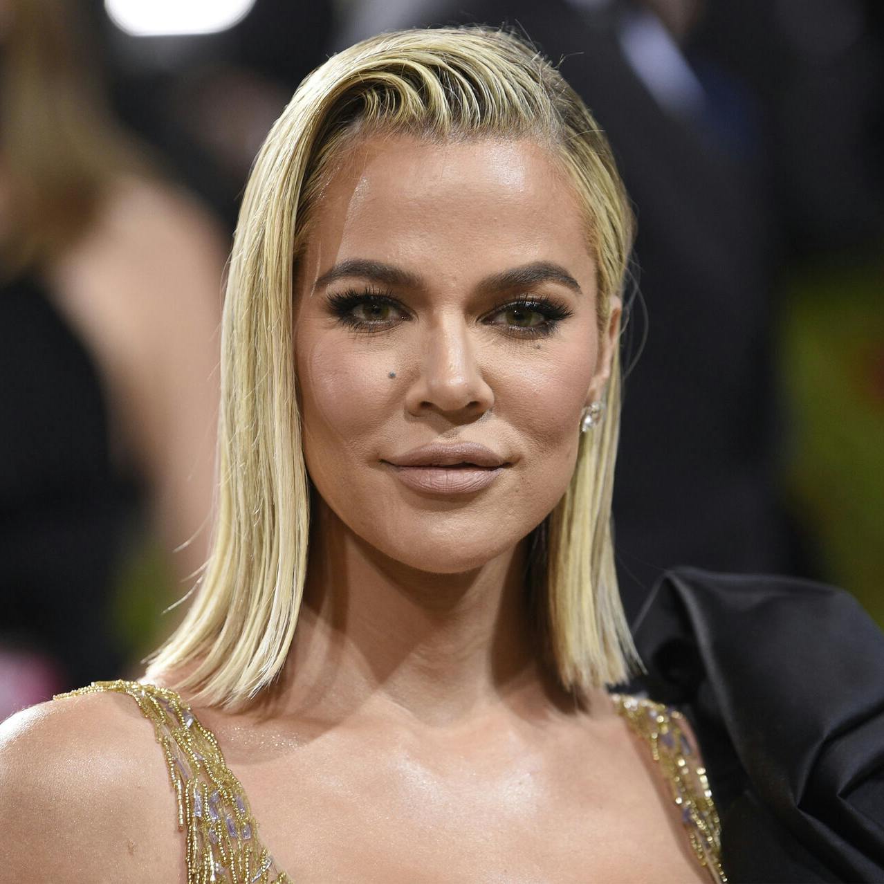 Khloe Kardashian er blevet fanget i en Photoshop-brøler.