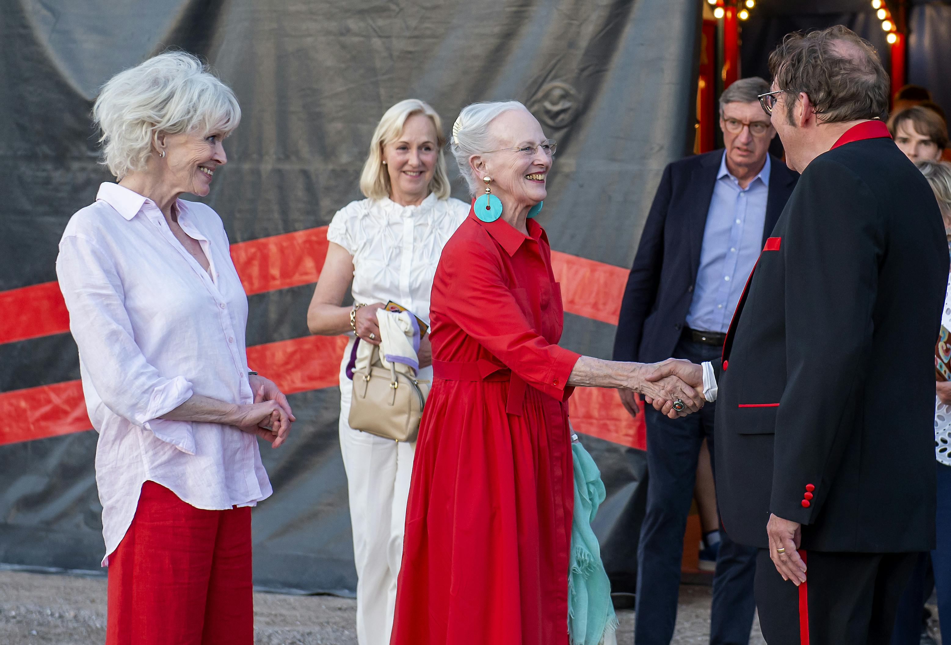 Dronningen takkede for gode grin, da hun så forestillingen i Aarhus i sommer.