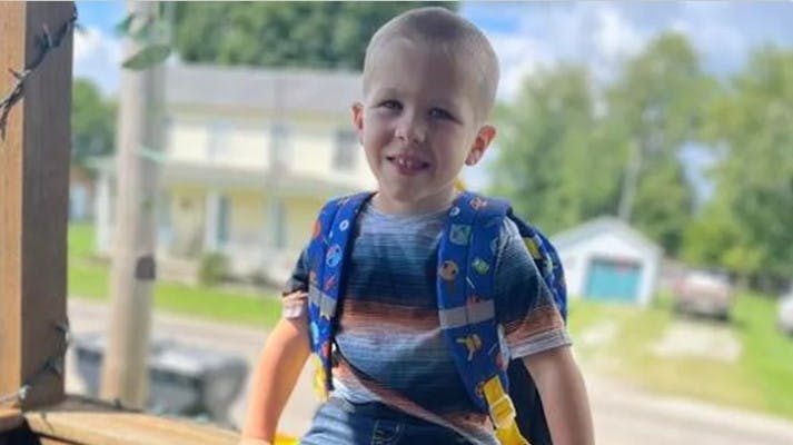 3-årige Xavier Carr var tæt på at miste livet, da han i starten af måneden blev angrebet af en belgisk hyrdehund.