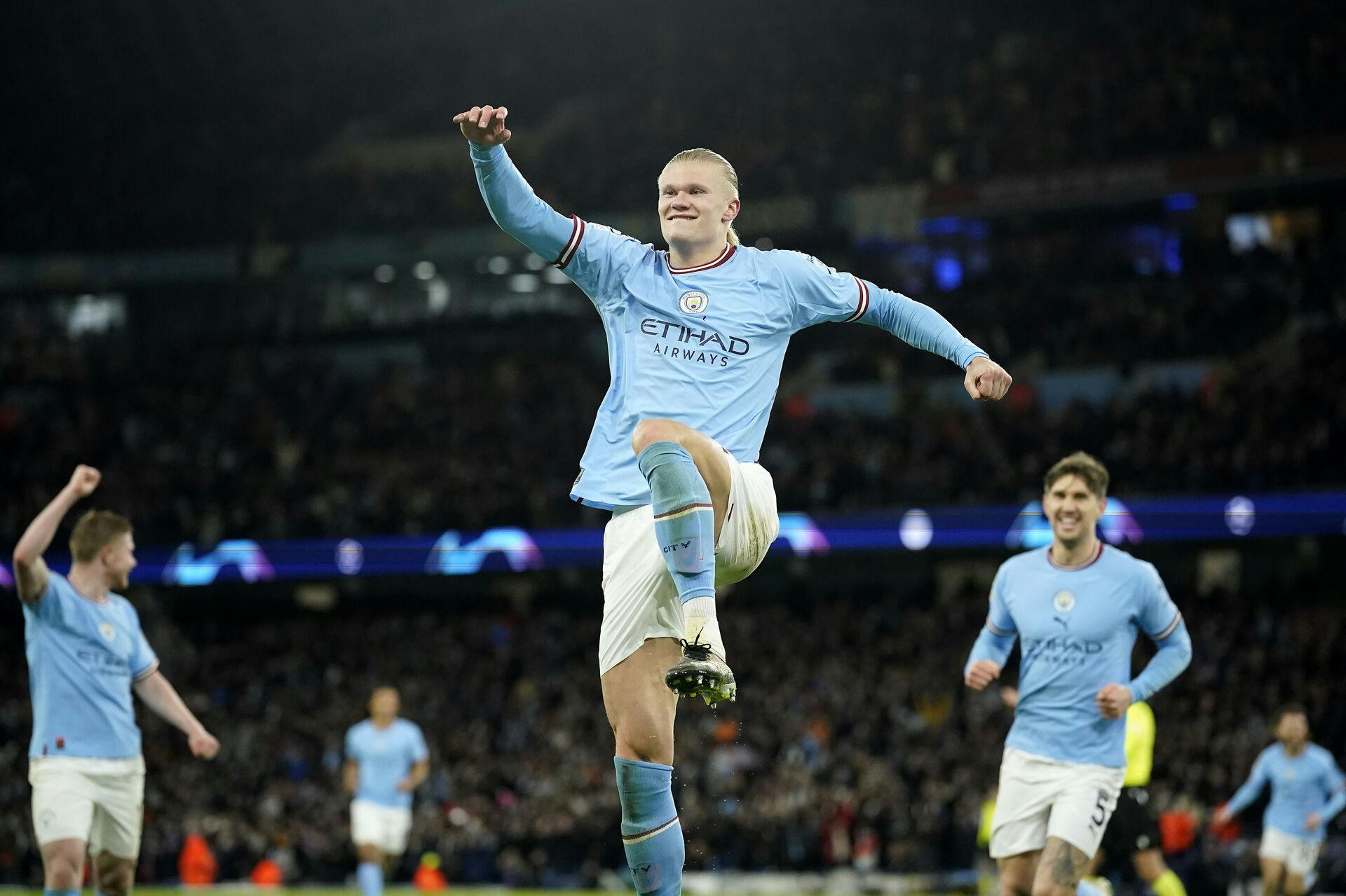 Manchester City's Erling Haaland skal forsøge at smide Bayern München ud af Champions League-kvartfinalerne.&nbsp;