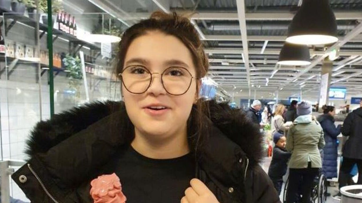 Familien deler nu et billede af den 16-årige pige som har været forsvundet siden i lørdags, og som politiet formoder er blevet kidnappet.