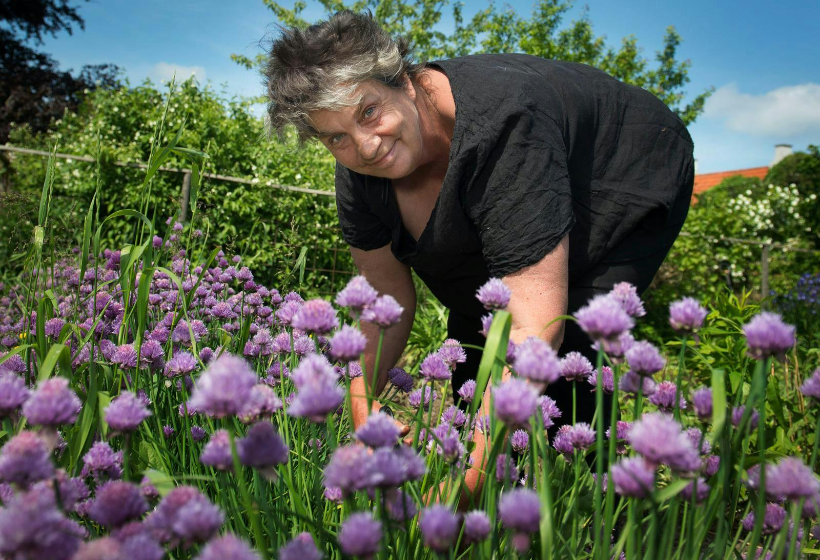 Camilla Plum kan glæde sig over, at hun har fået sine millioner og ikke skal slås med de sure naboer.