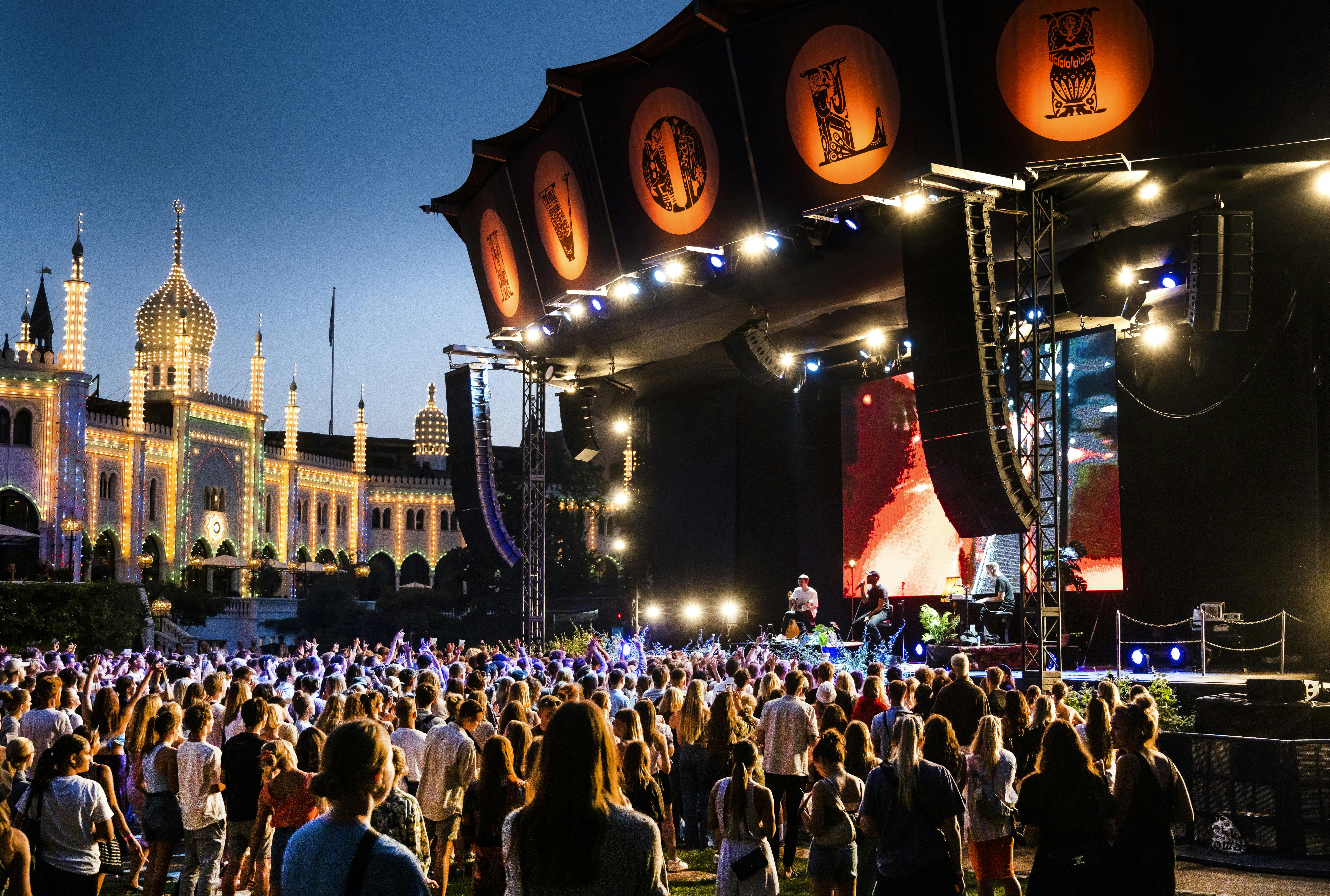 Fredagsrock løber af stablen den 14. april, hvor danske Soleima og Eee Gee vil åbne ballet med en dobbeltkoncert. 