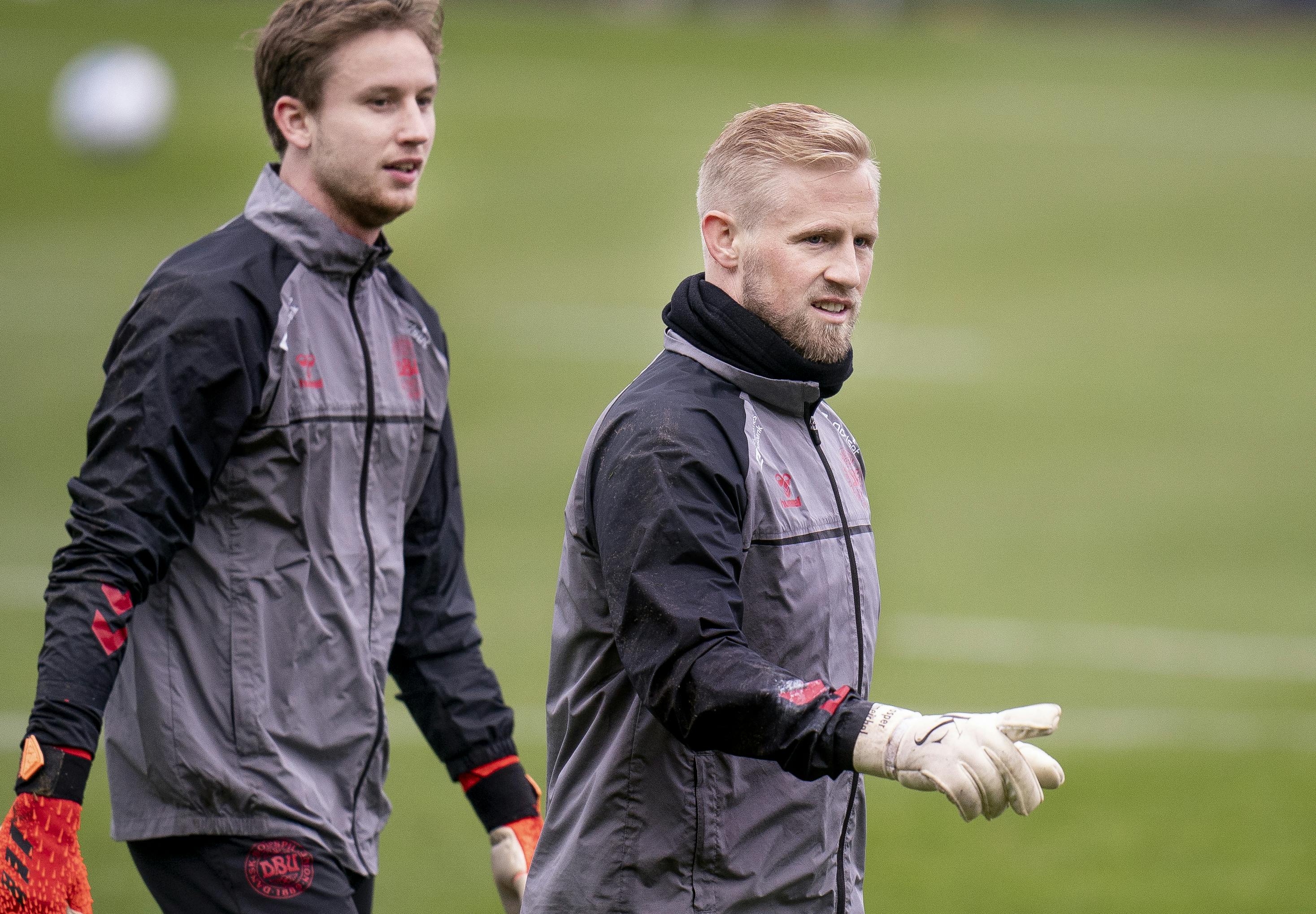 Frederik Rønnow ånder Kasper Schmeichel i nakken, når det kommer til at være førstevalg på målmandsposten.&nbsp;