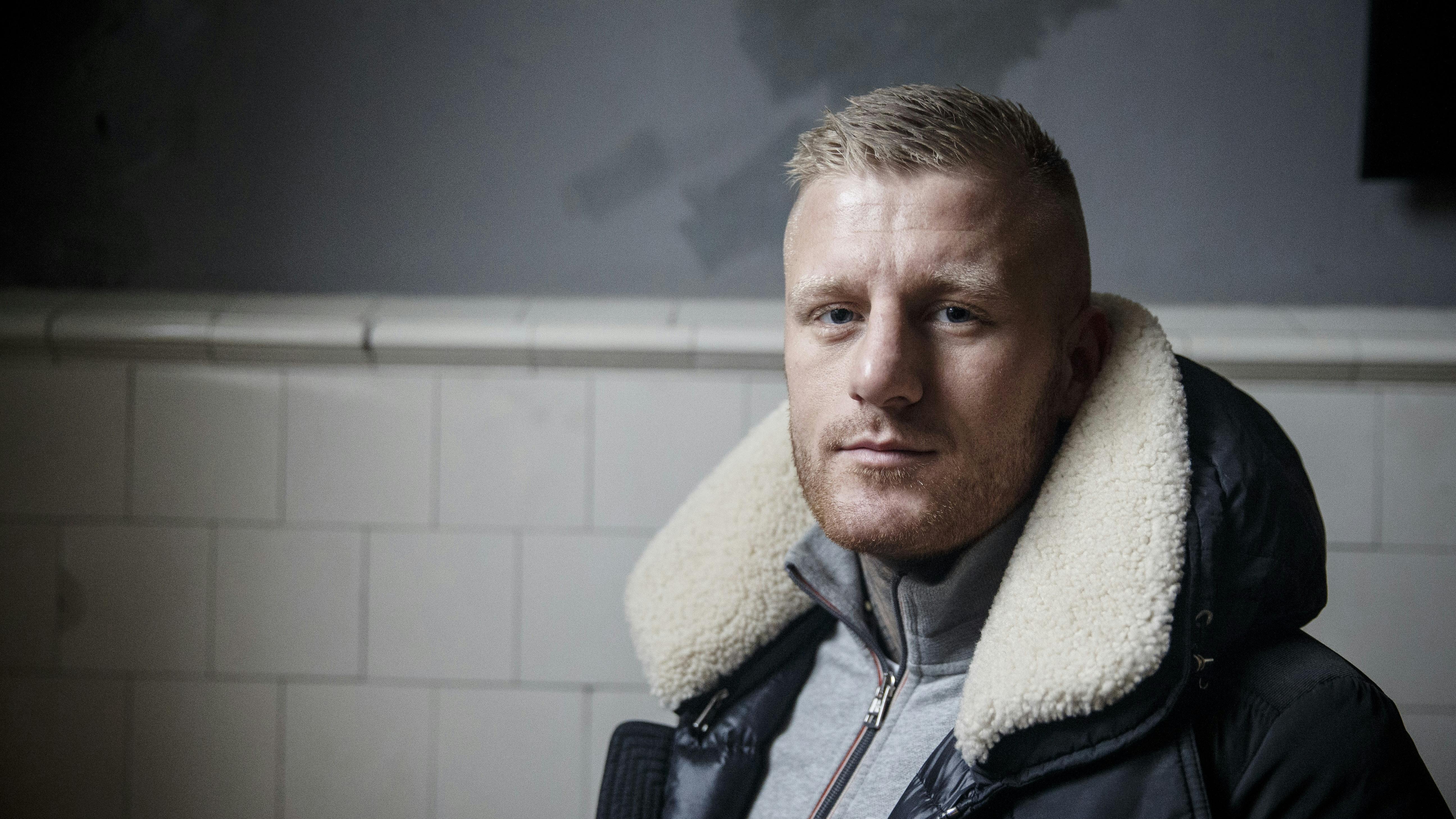 Patrick Nielsens forvandling fra lovende boksestjerne til voldsdømt bokser er slående 