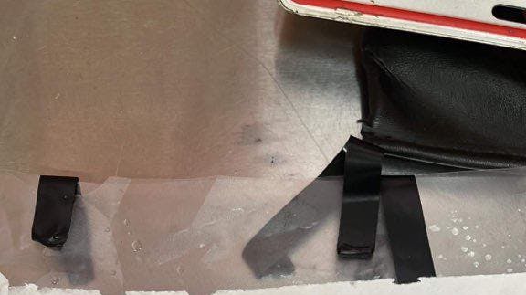 En besked på gebrokkent engelsk og 4000 kroner i kontanter. Sådan endte sagen fra Rosley, hvor Salling Auto var udsat for indbrud og tyveri.