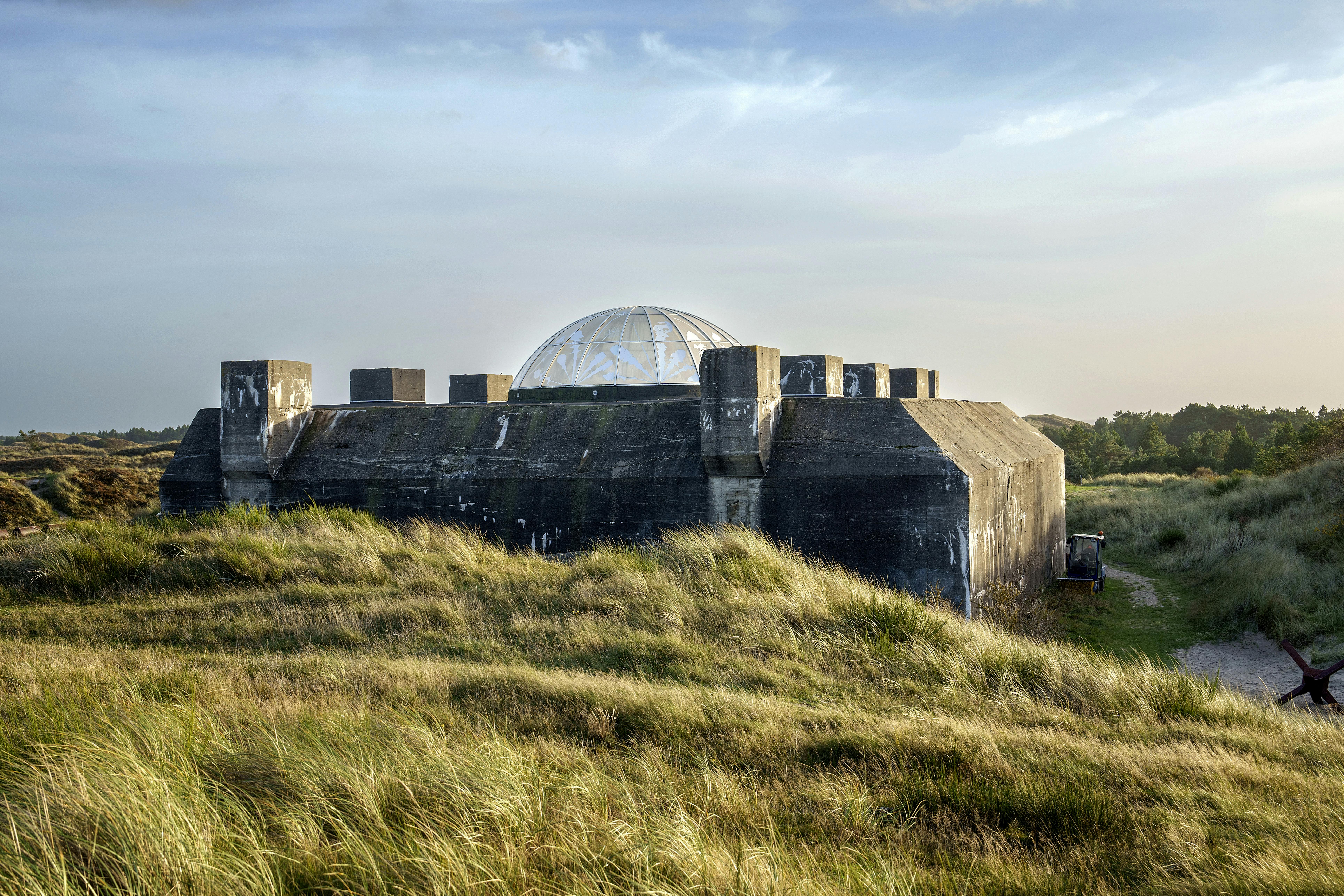 Tirpitz Museum er designet af Bjarke Ingels i en ombygget bunker fra 2. Verdenskrig. nbsp;