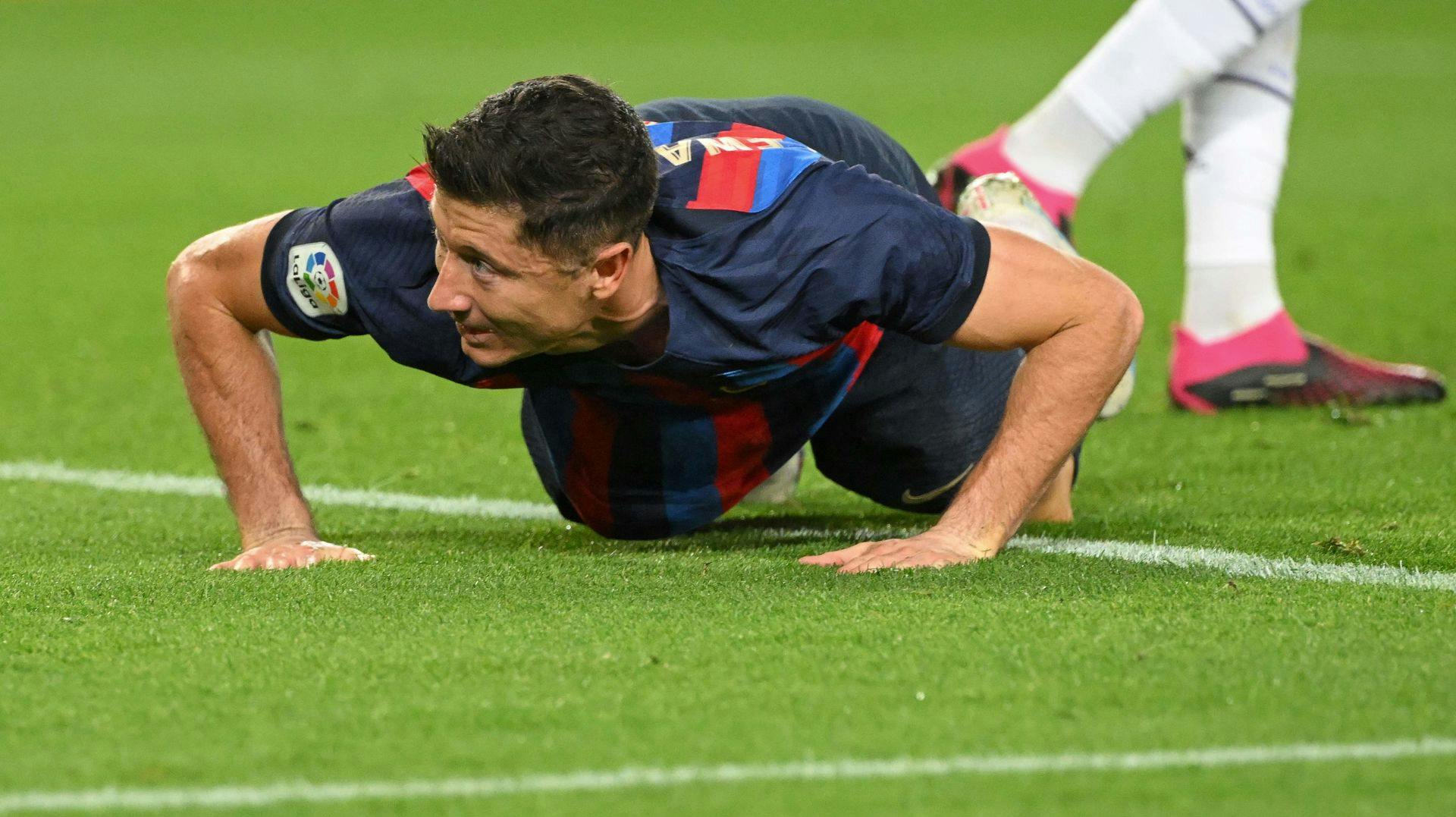FC Barcelona efterforsket nu af Uefa for dommerbestikkelse. 