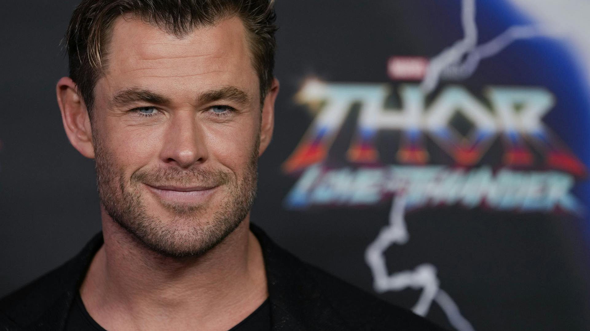 Chris Hemsworth bliver svinet til for joke mod sin søn.