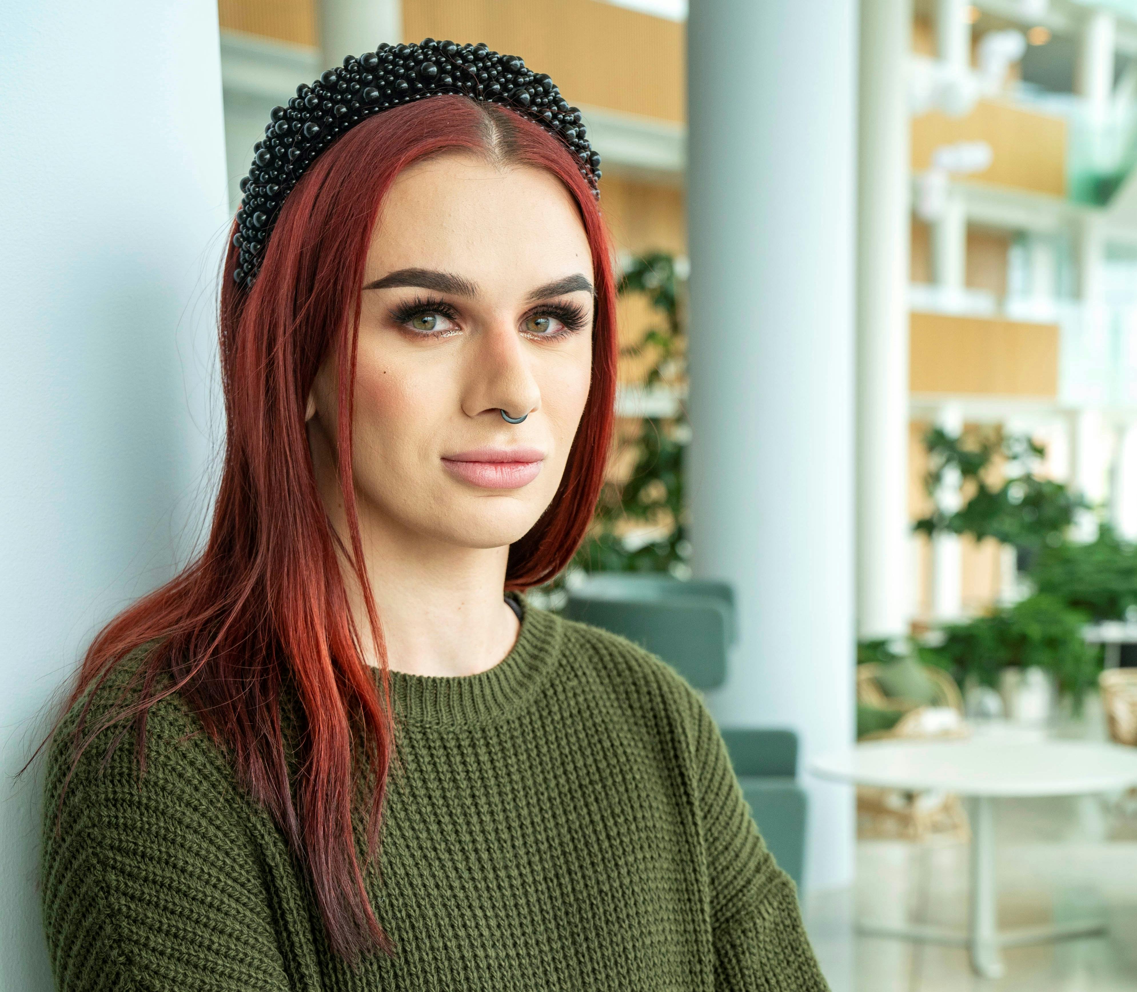 Både Emil Olsen og Camilla Frederikke har oplevet at blive udsat for hate på det store internet.