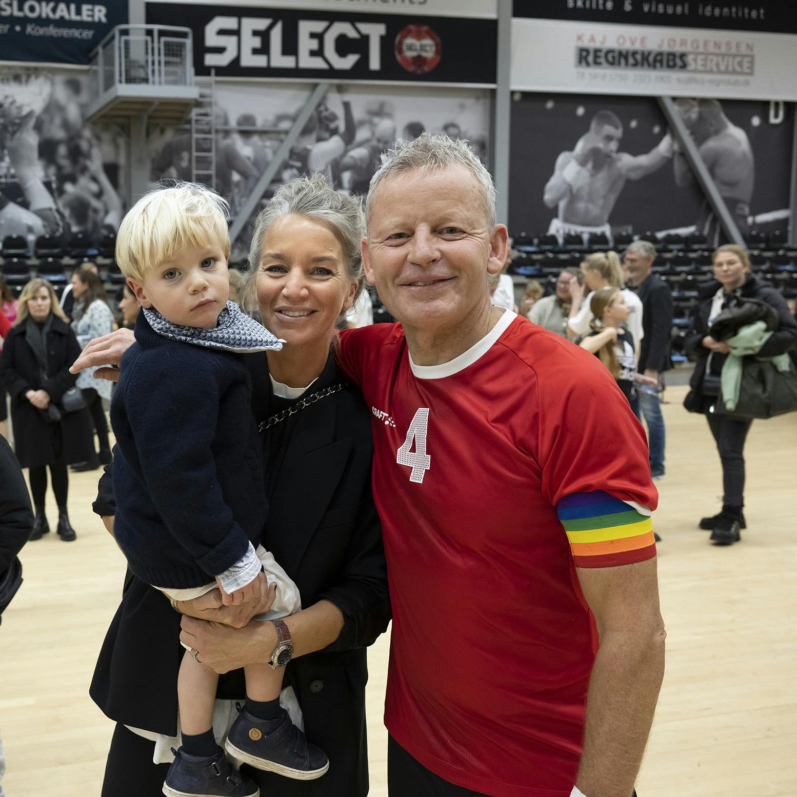 Parrets søn Alfred er nu blevet storebror. 