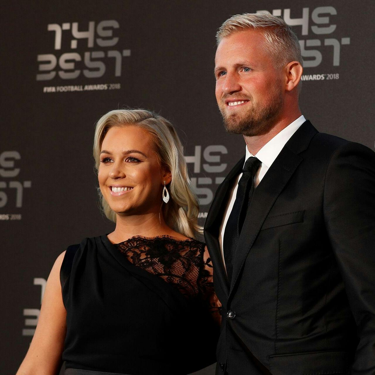 Stine Schmeichel er gift med den danske landsholdsmålmand Kasper Schmeichel. 