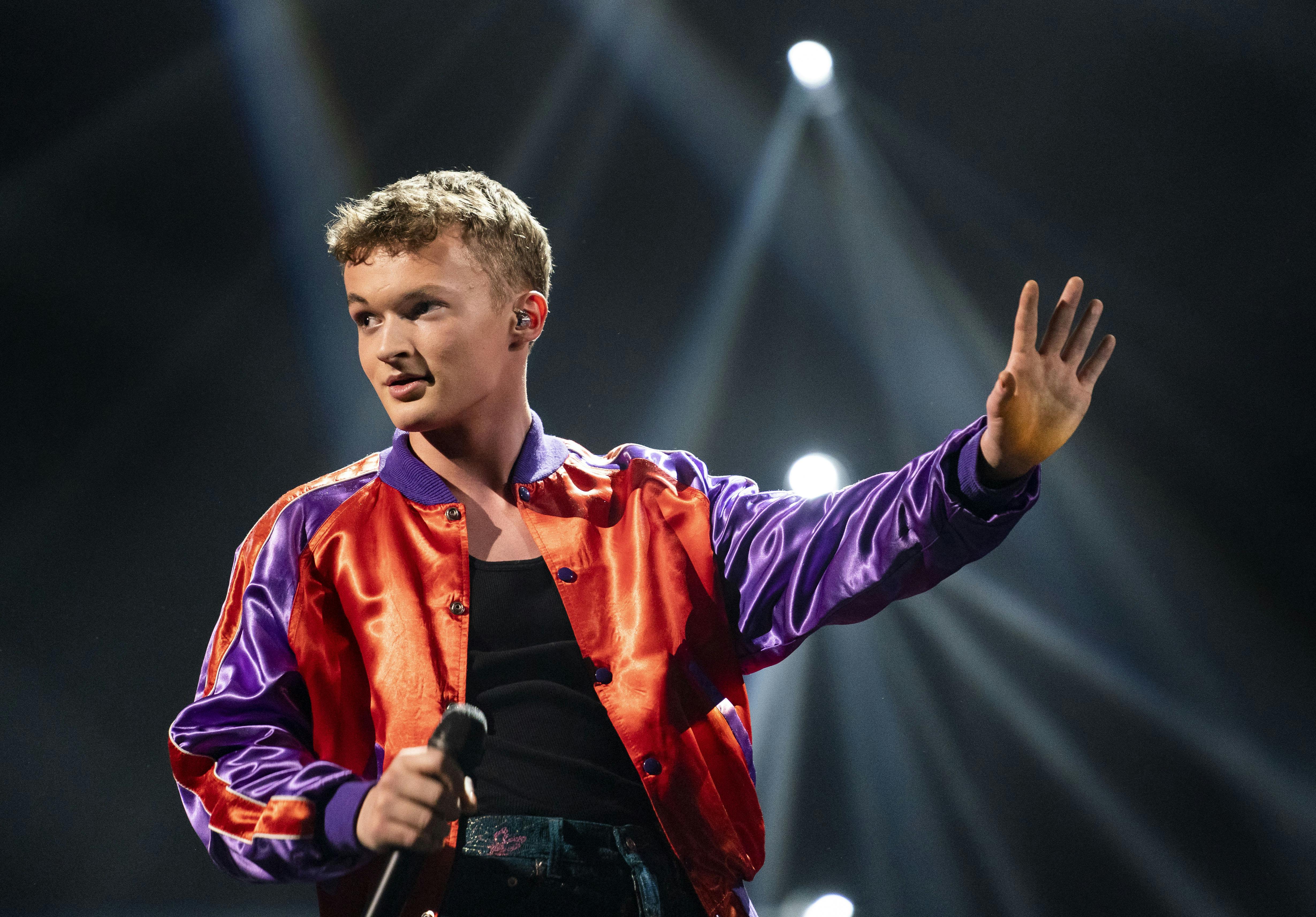 Mads Moldt løb med sejren, da han stod i "X Factor"-finalen med Tina og Kári.&nbsp;
