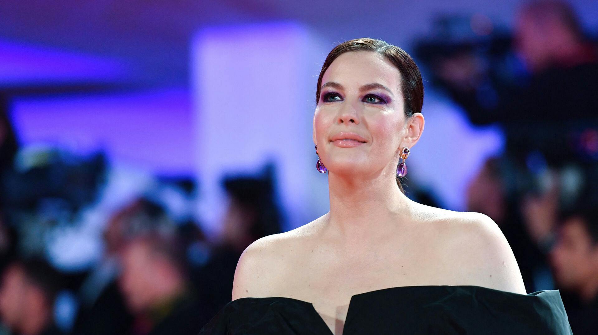 Liv Tyler vender tilbage i rollen som Betty Ross. 