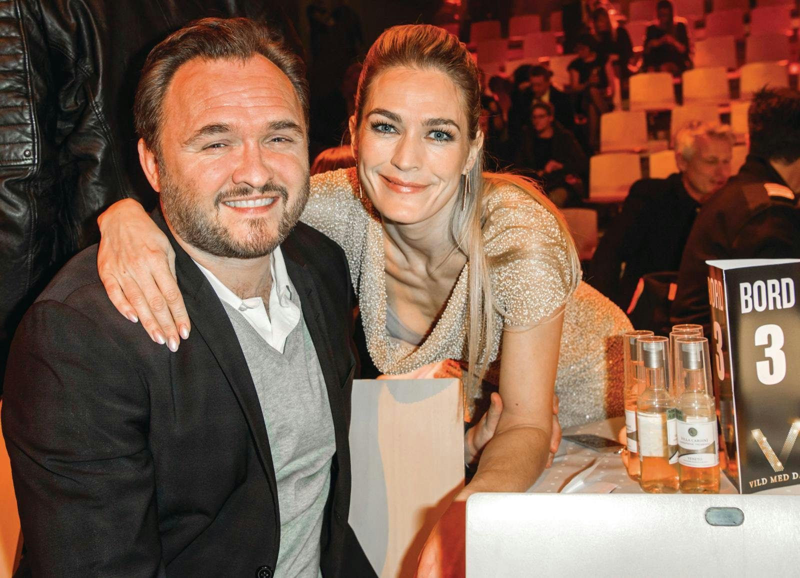 Dan Jørgensen heppede troligt på sin kæreste Laura Bach fredag efter fredag, da hun i 2016 svingede sine lange stænger i "Vild med dans". 