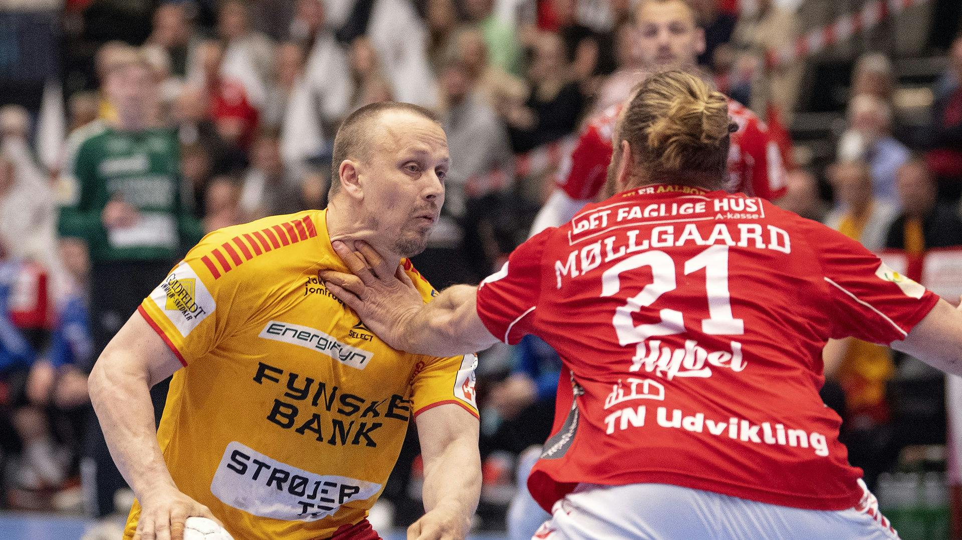 Morten Olsen havde planer om at stoppe spillerkarrieren i GOG, og derfor skulle han fra sommer være en del af trænerteamet i TMS Ringsted. Men GOG håber på at beholde playmakeren, og i øjeblikket er der forhandlinger mellem Ringsted og GOG.