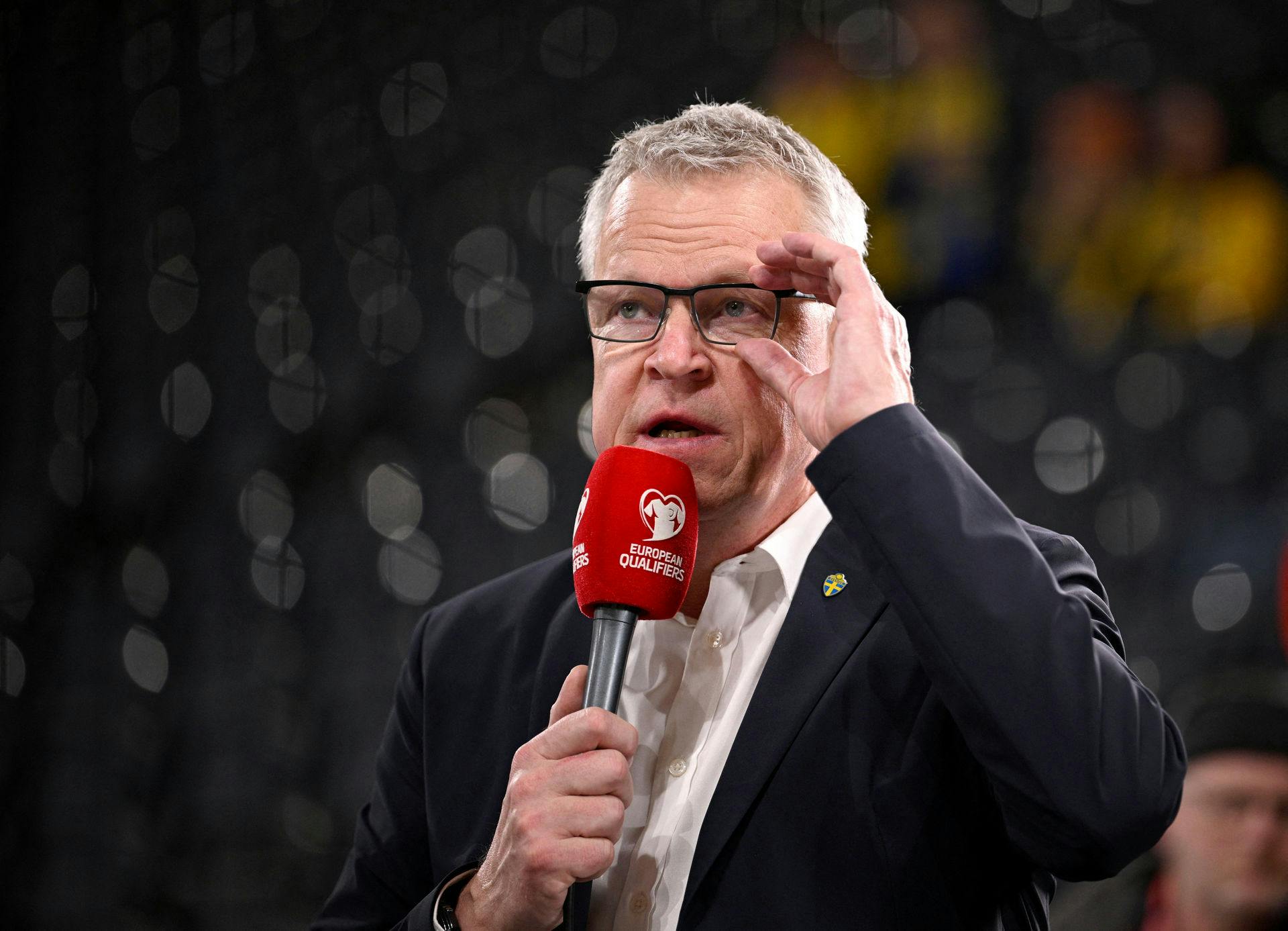Den svenske landstræner Janne Andersson og Viaplay-eksperten Bojan Djordjic endte i en hed diskussion efter Sveriges 5-0-sejr mod Aserbajdsjan