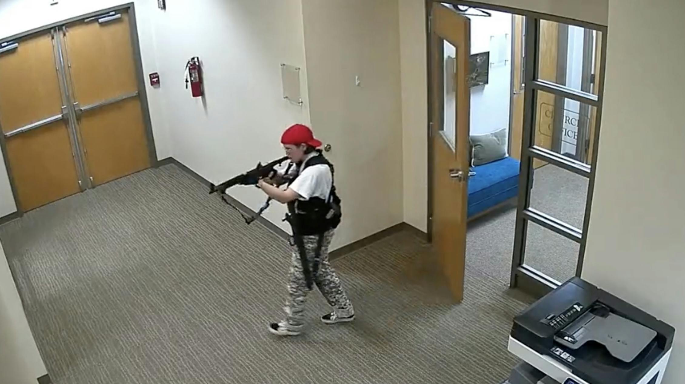 To af de tre våben, som den 28-årige skoleskyder brugte, var ifølge politiet skaffet på lovlig vis