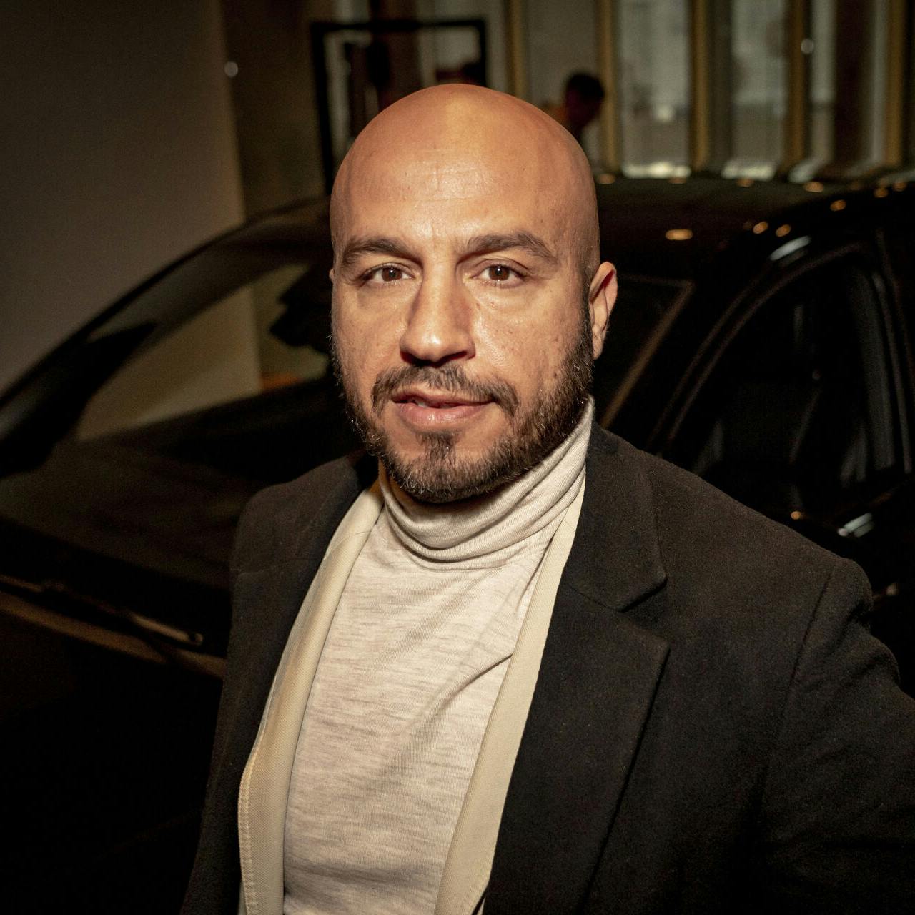 Dar Salim åbner op om kærligheden i nyt interview. 