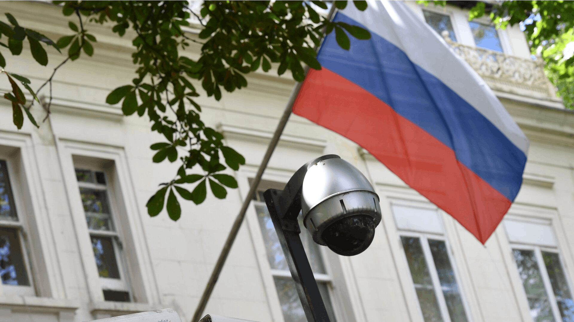 En amerikansk journalist, der er korrespondent i Moskva for avisen Wall Street Journal, er blevet anholdt i Rusland for spionage.