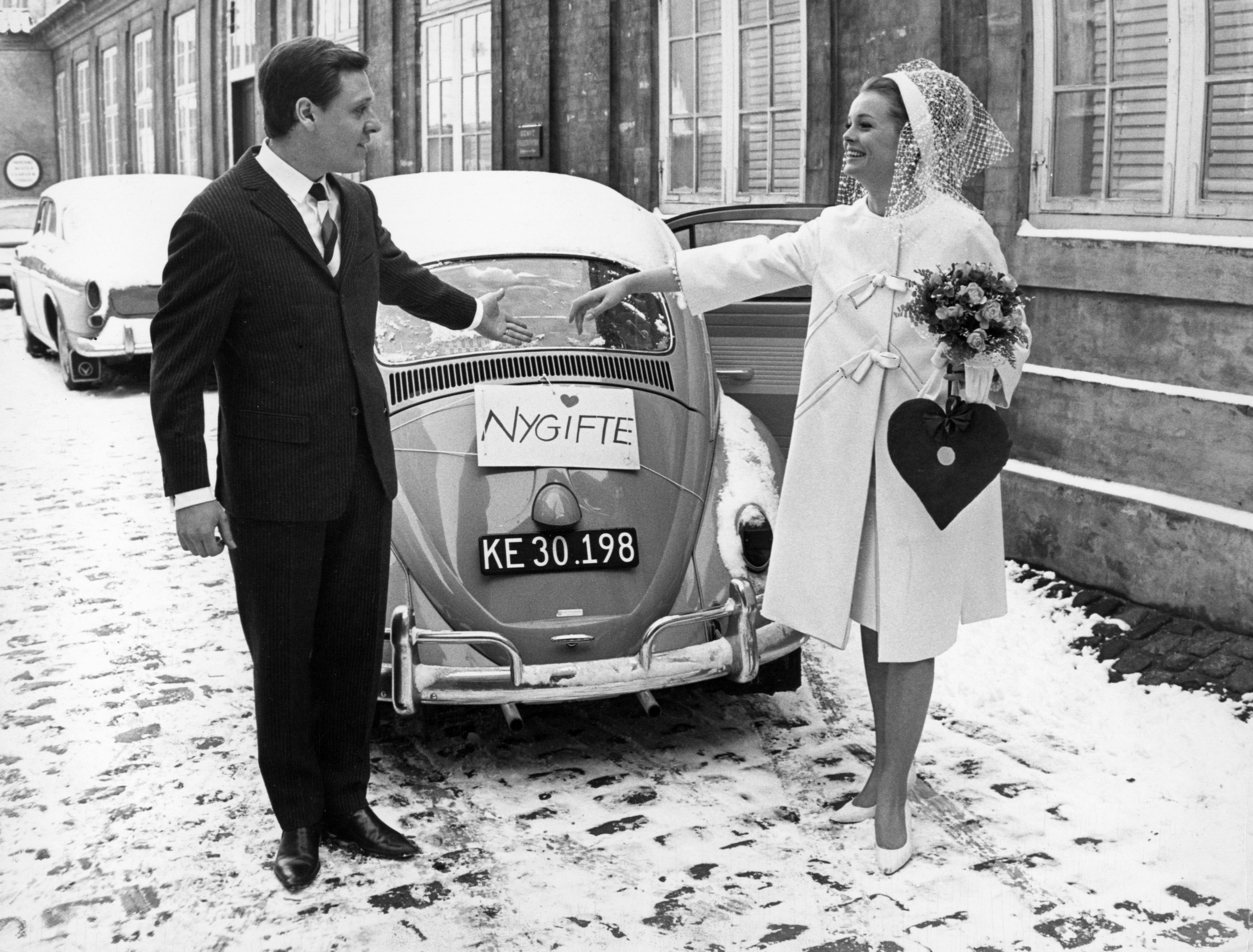 Ghita Nørby og Dario Campeotto var selvsagt smaskforelskede, da de i december 1963 sagde stort ja til hinanden.&nbsp;
