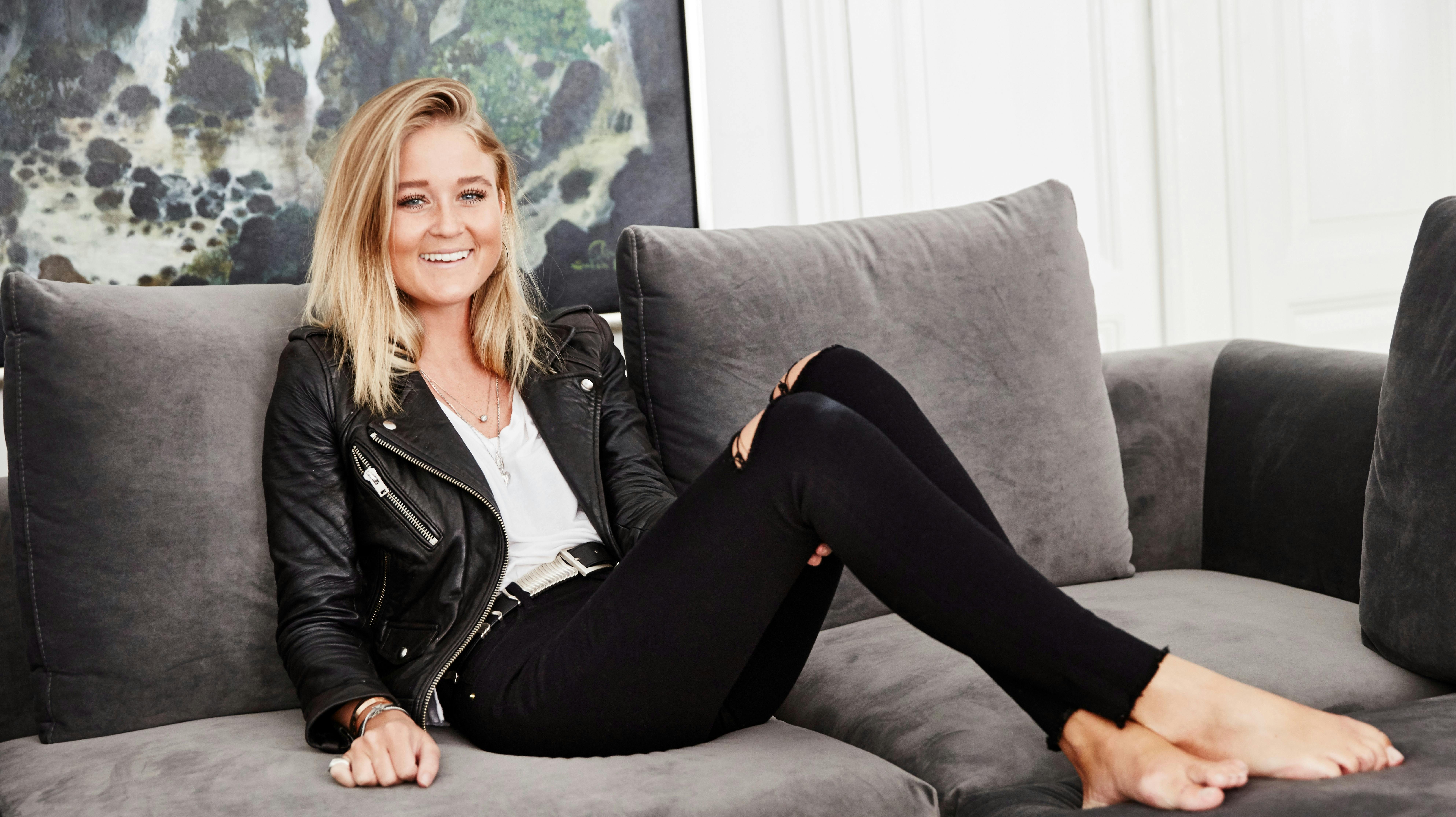 Josefine Haaning Jensen, 27, fik nøglerne til sit nye hjem i slutningen af marts. 