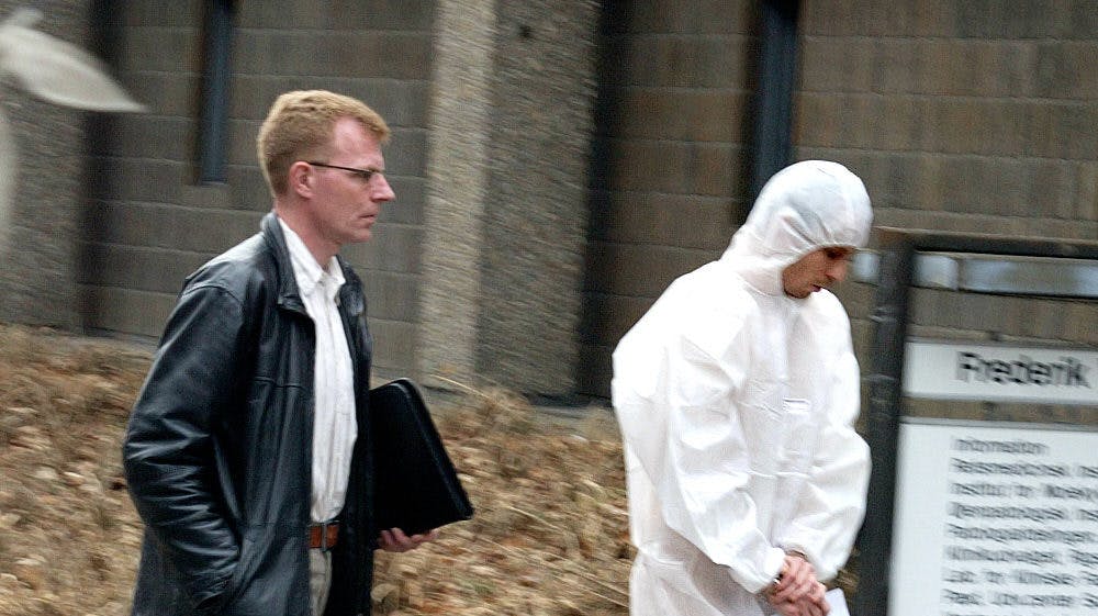 Den 34-årige amerikaner Jarred Heller ankommer til Retsmedicinsk Institut. 