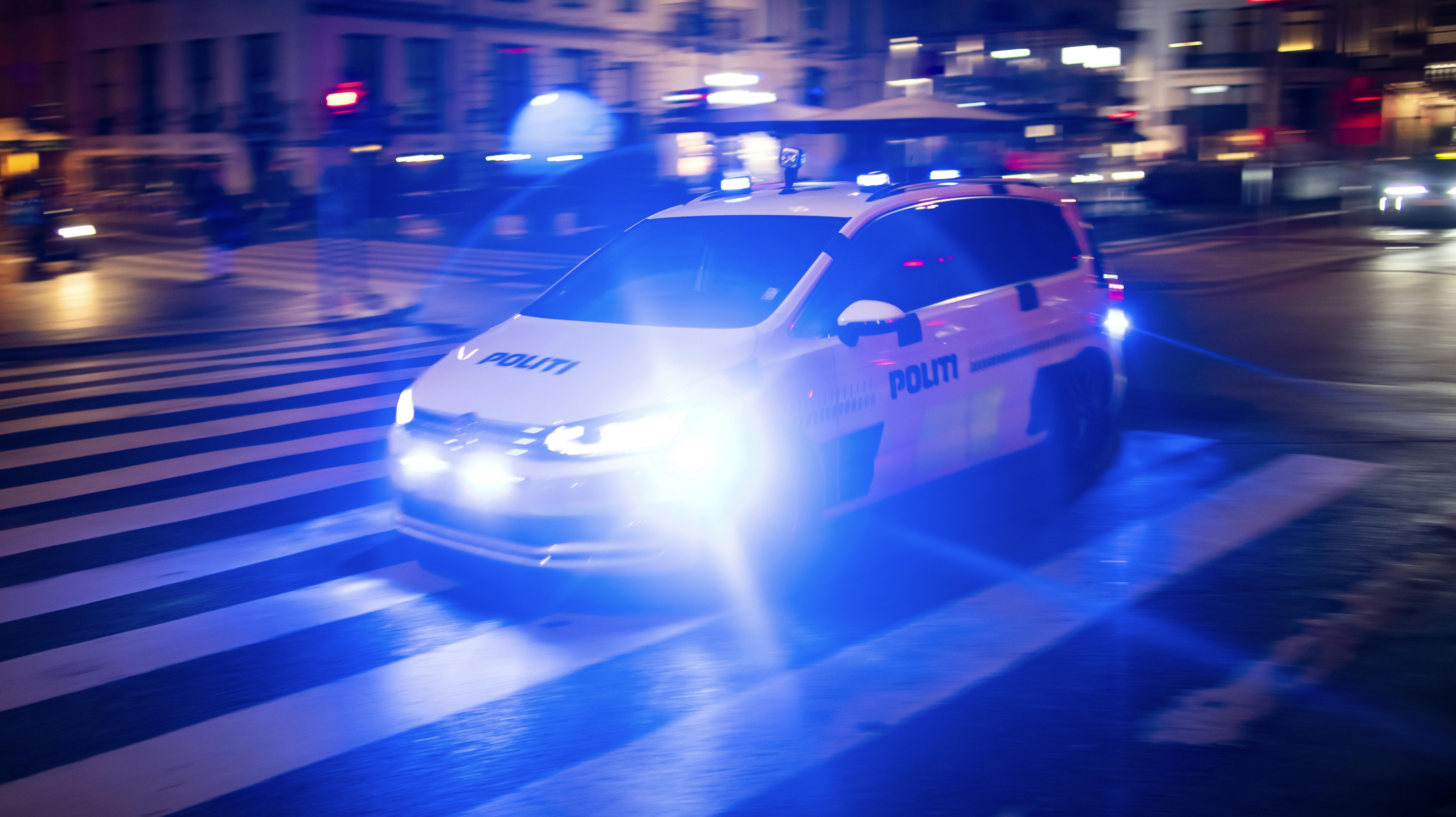 Politiet rykkede mandag uden til en adresse i Helsingør