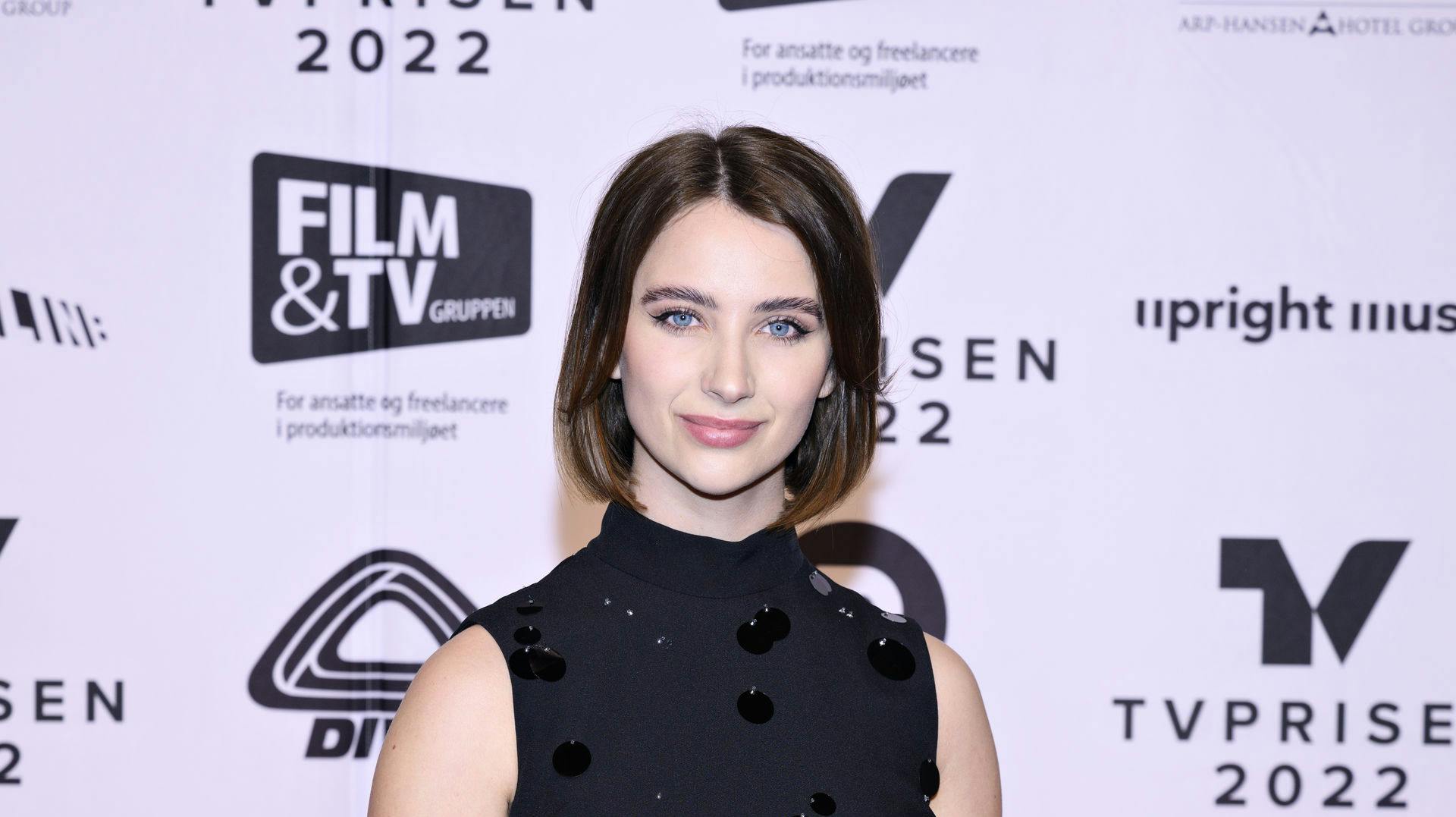 Nikita Klæstrup er vred over rygter om, hvordan og hvornår hendes og hendes kærestes forhold startede.
