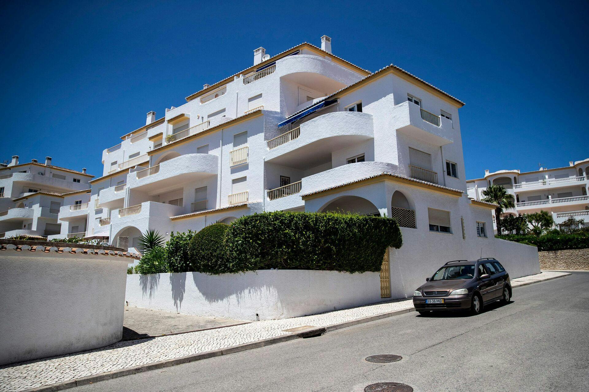 Det var fra denne feriebolig i Praia da Luz i Portugal, at den 3-årige pige forsvandt. 