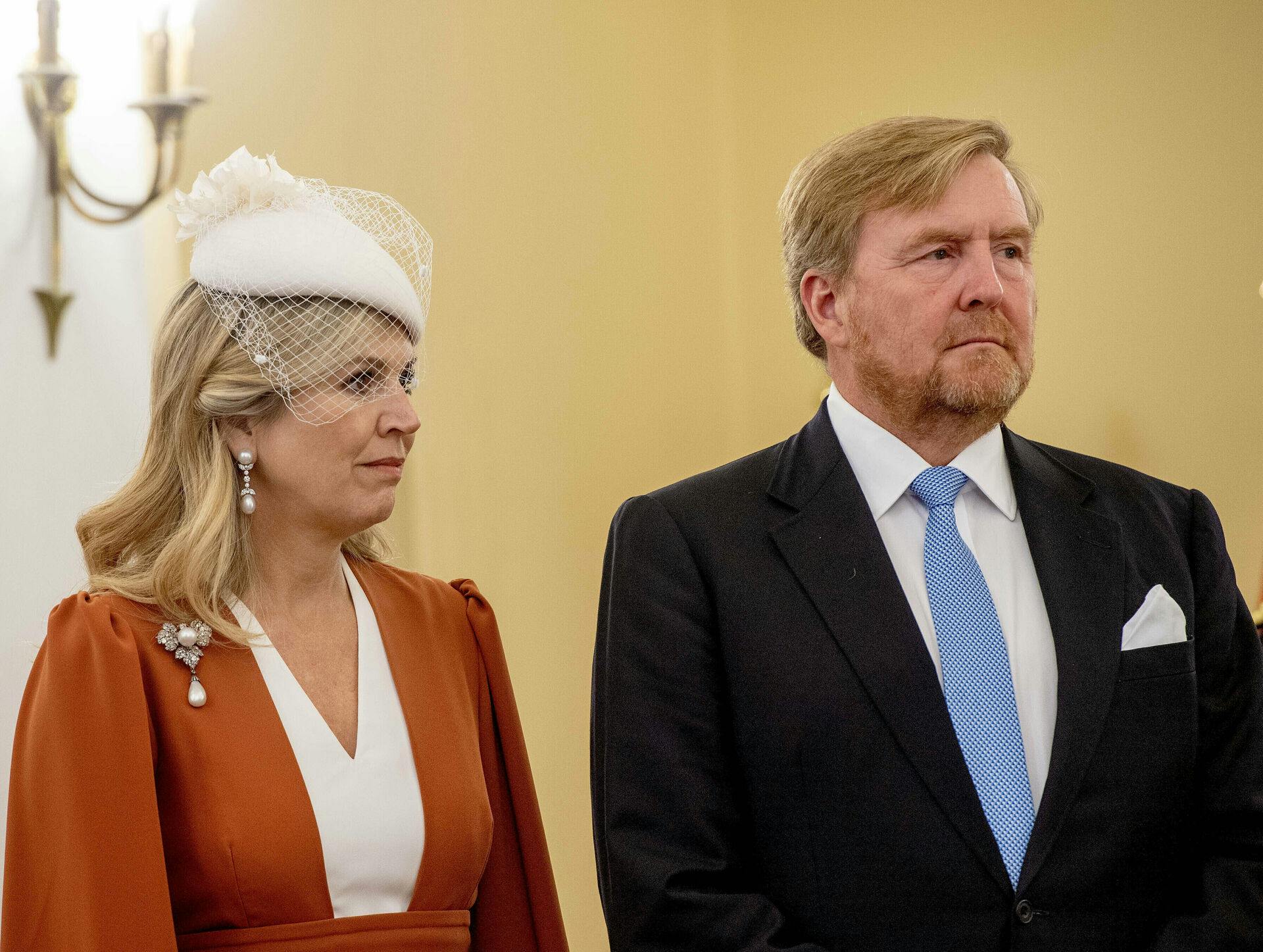 Det hollandske kongepar - dronning Maxima og kong Willem-Alexander - er dybt berørt af den voldsomme togulykke.
