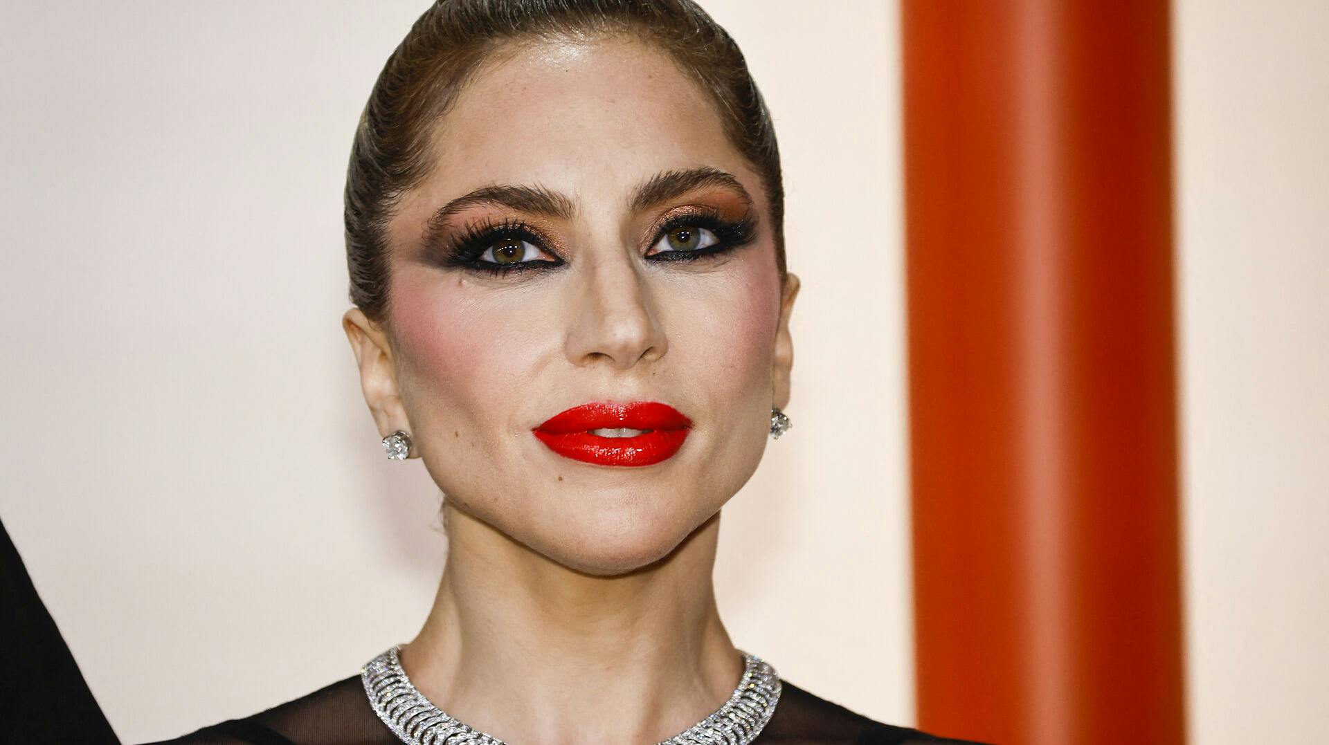 Lady Gaga er 37 år.