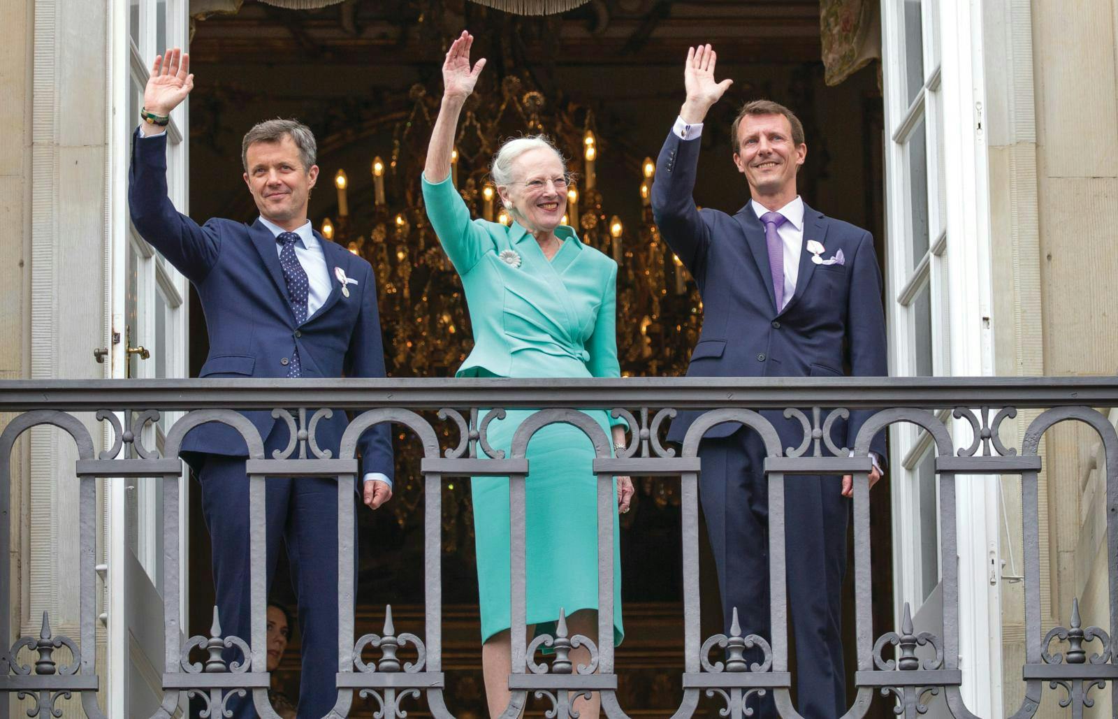 Kronprins Frederik, dronning Margrethe og prins Joachim