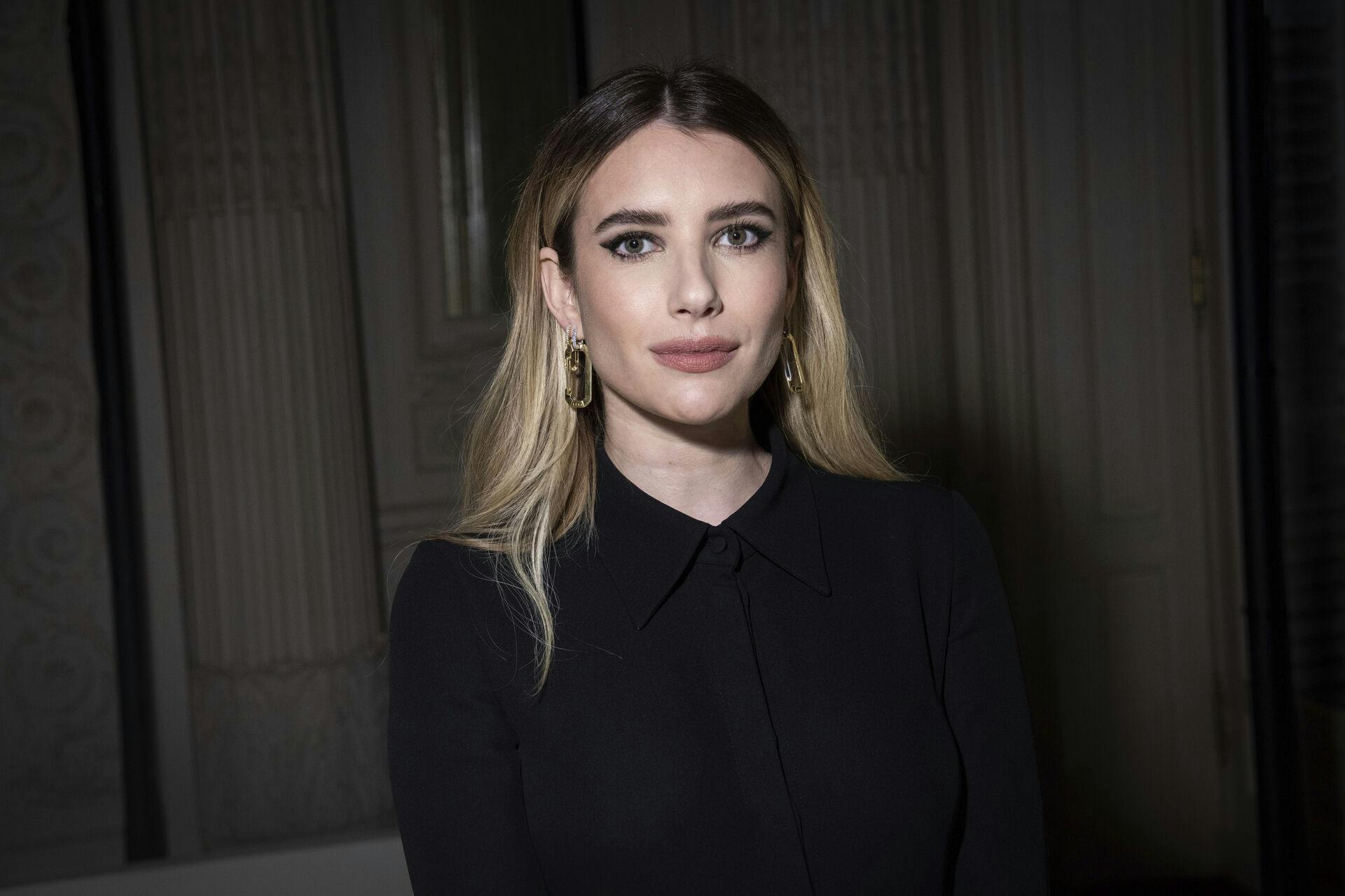 Emma Roberts gør også comeback i serien efter flere års pause. 