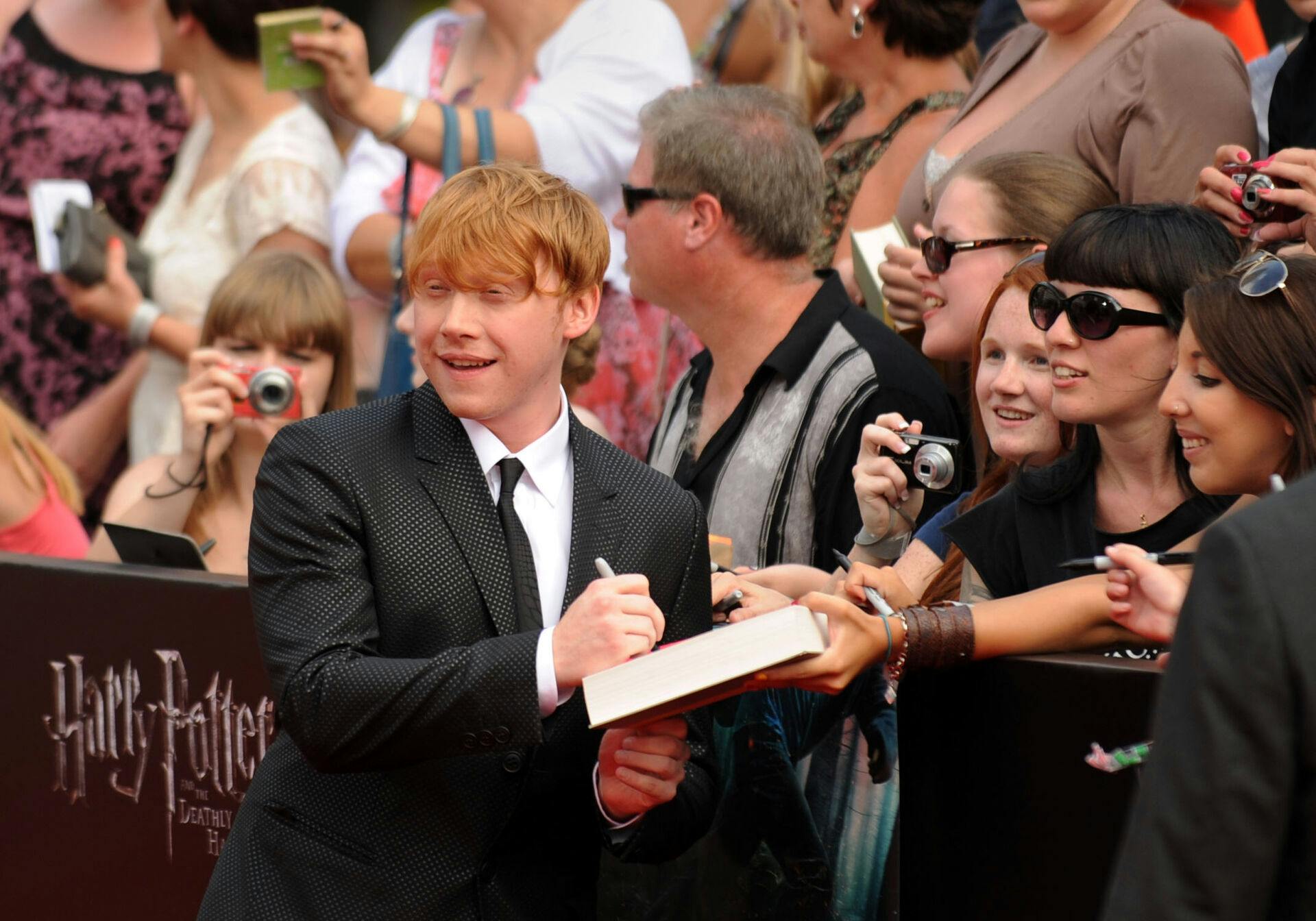 Der kan stadig hentes mange penge ud af Harry Potter-universtet. Spørgsmålet er dog om de oprindelige skuespillere som her Rupert Grint får en rolle i den kommende tv-serie?