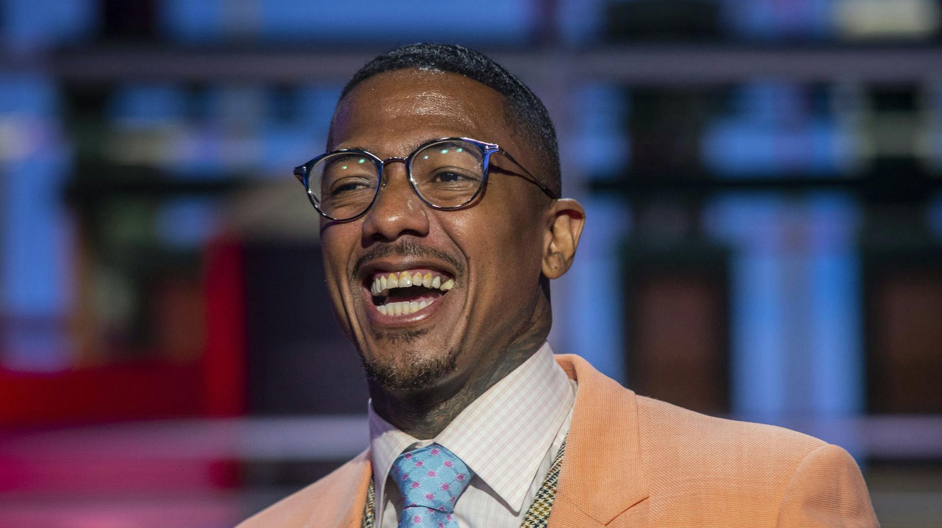 Nick Cannon glemte navnet på et af sine 12 børn i radioprogram forleden.