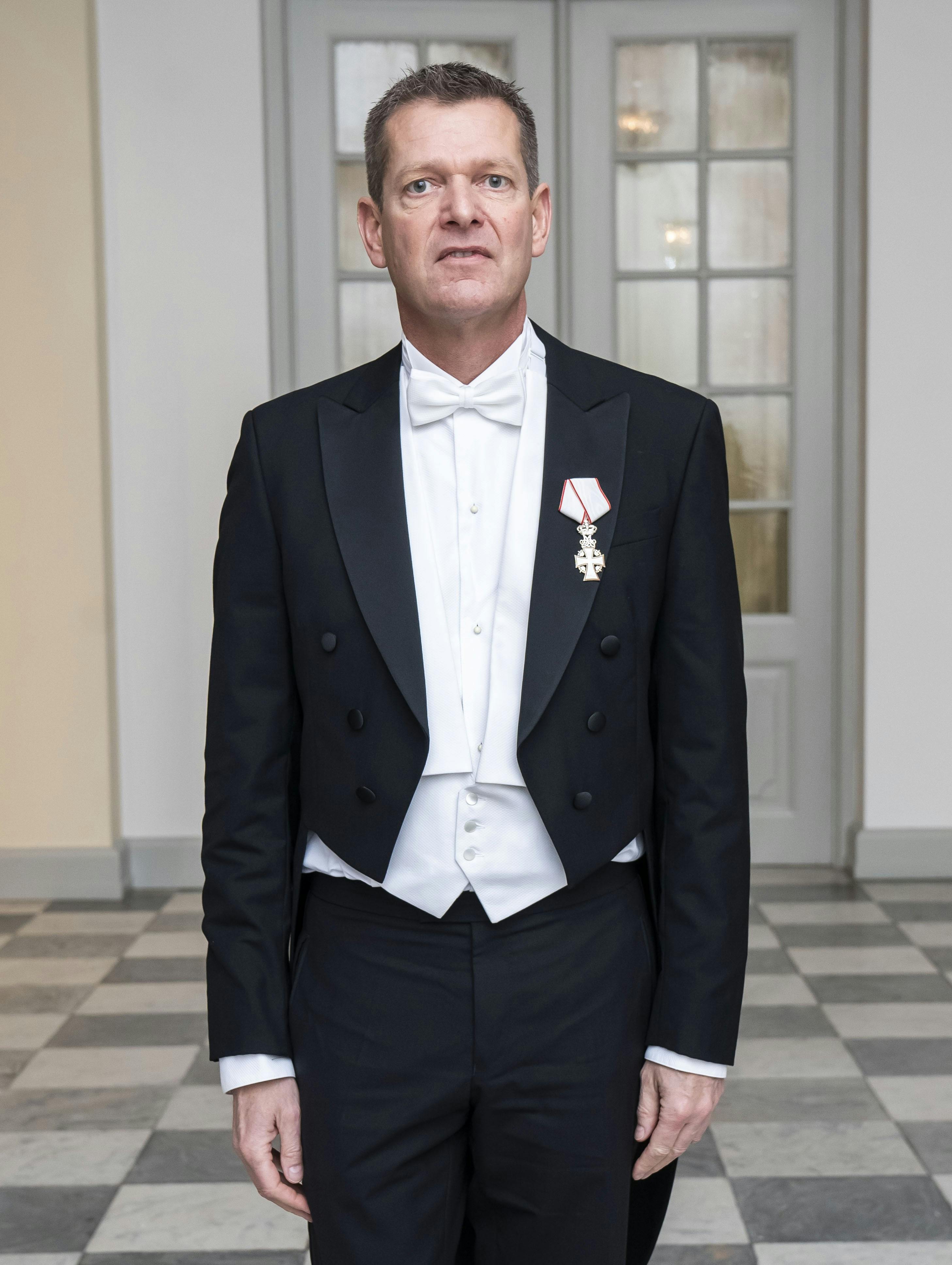 – Hvis jeg skal sige, hvad jeg vil huskes for, så må det være for den kærlighed, jeg har til det, der omgiver mig.
Til mit erhverv og til min familie, har Søren Brostrøm sagt til Kristeligt Dagblad.
Endnu har kærlige Søren dog ikke fundet manden i