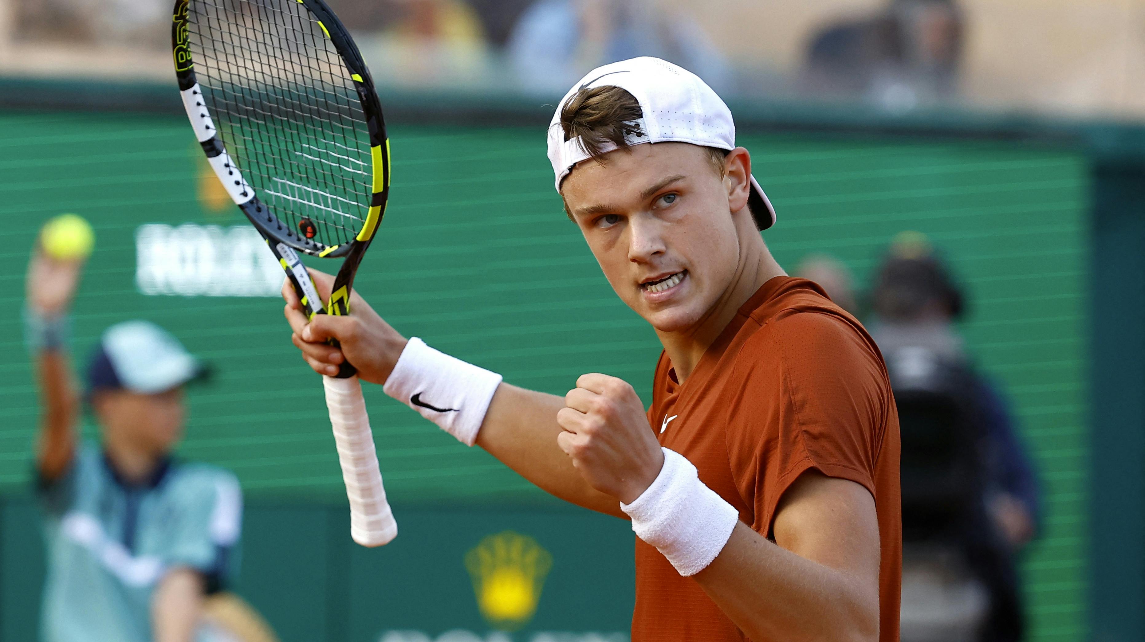 Holger Rune slog onsdag Dominic Thiem, og han får god tid til at hvile sig inden fredagens kvartfinale. 