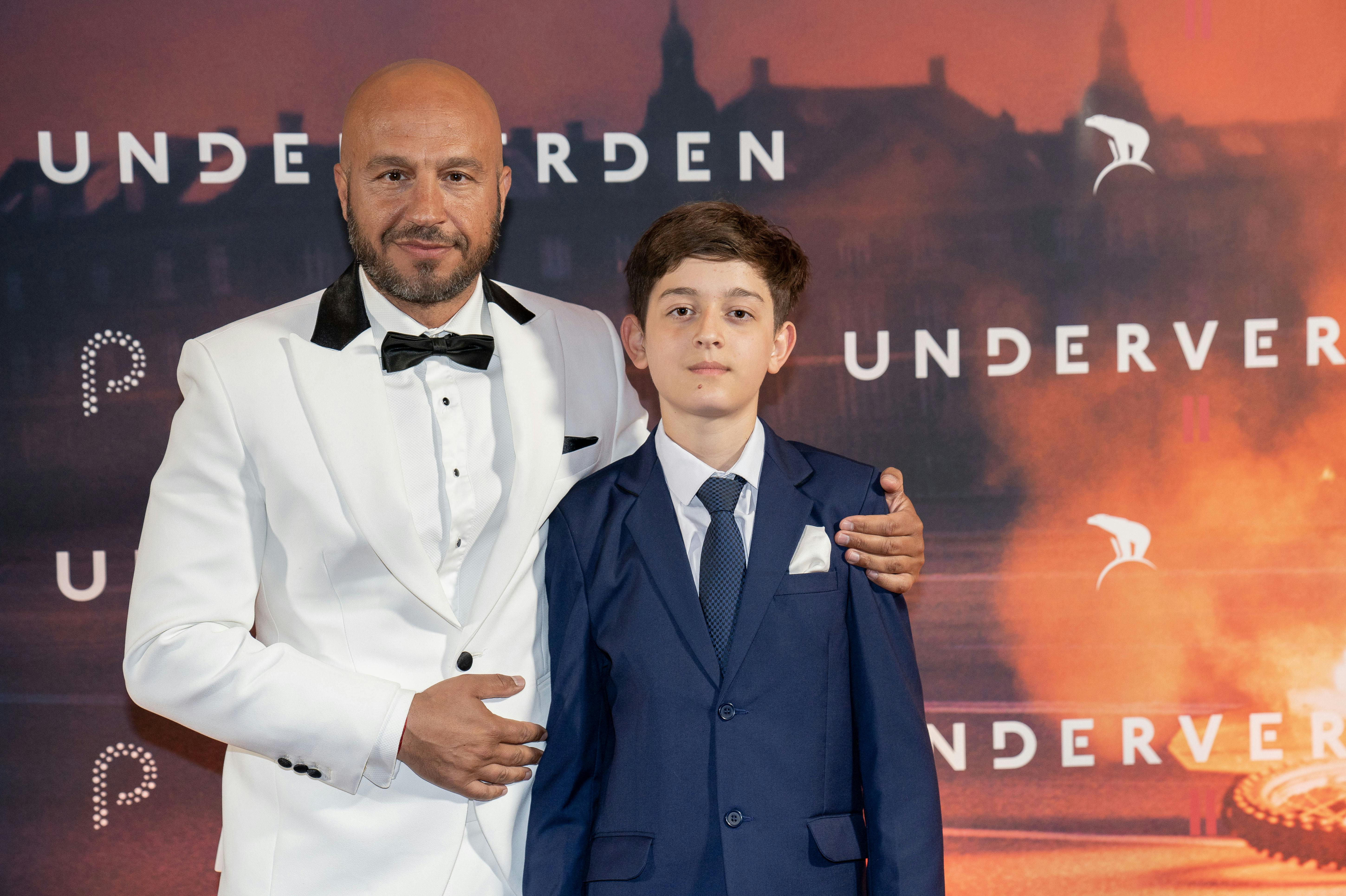 Dar Salim med sin 12-årige søn, Zidane.