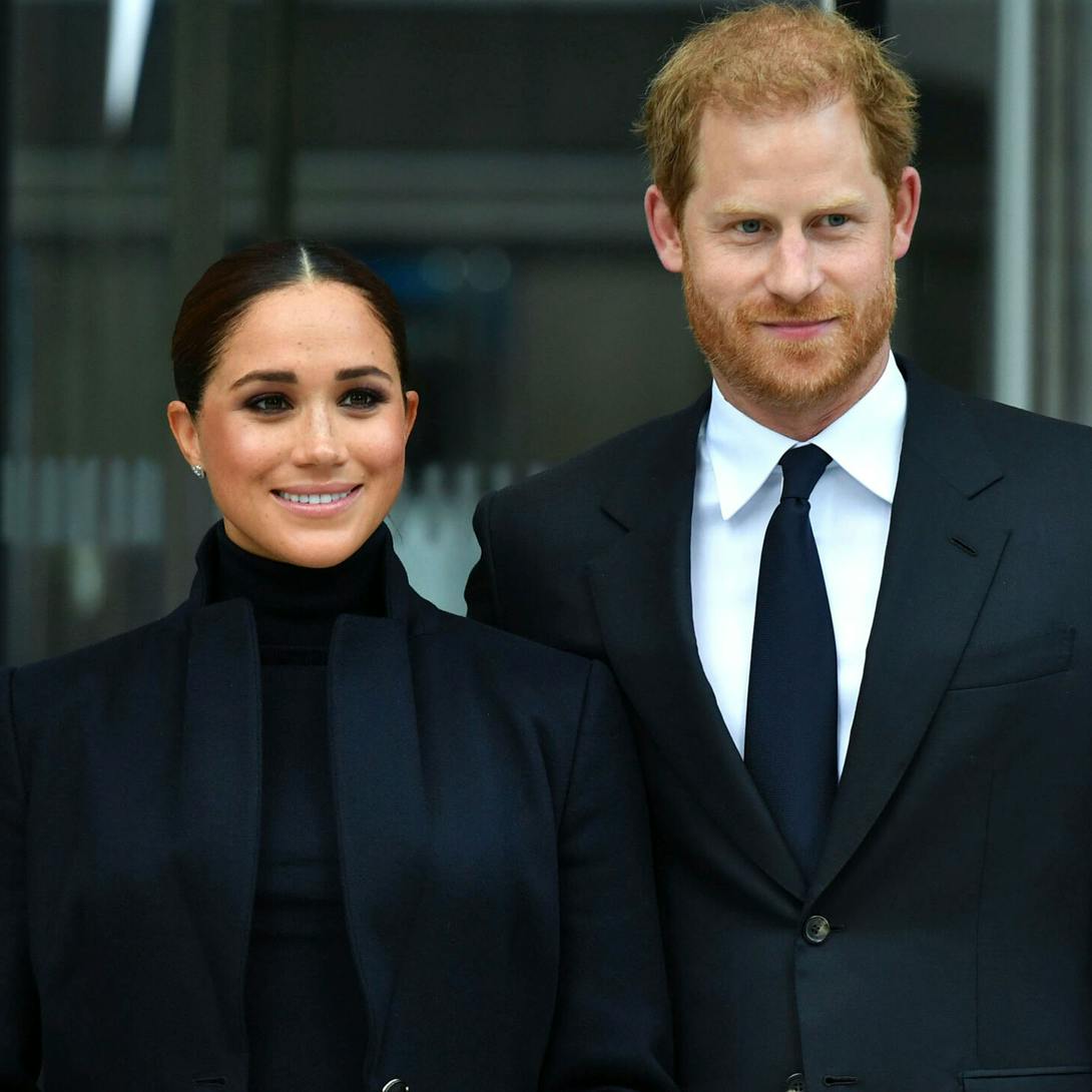 Det er kun den 38-årige prins Harry, som kommer til kong Charles-kroningen.