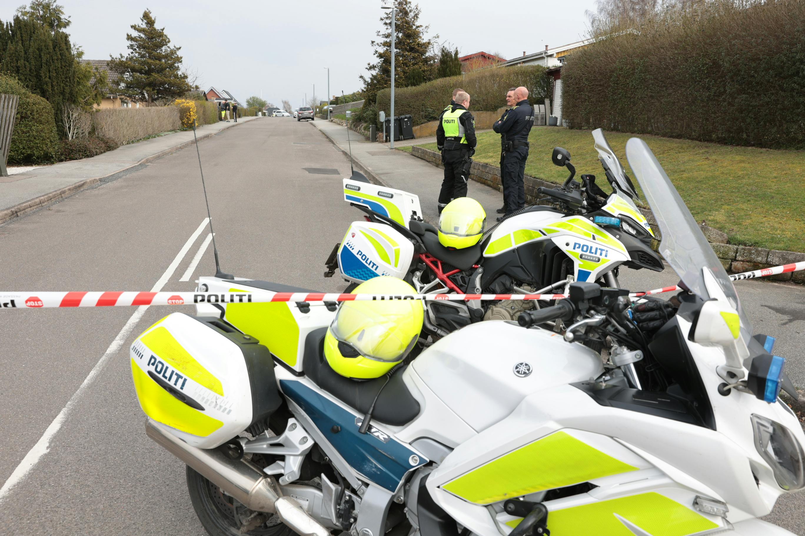 Politiet arbejder nu på en ny adresse, efter pigen blev fundet i live.
