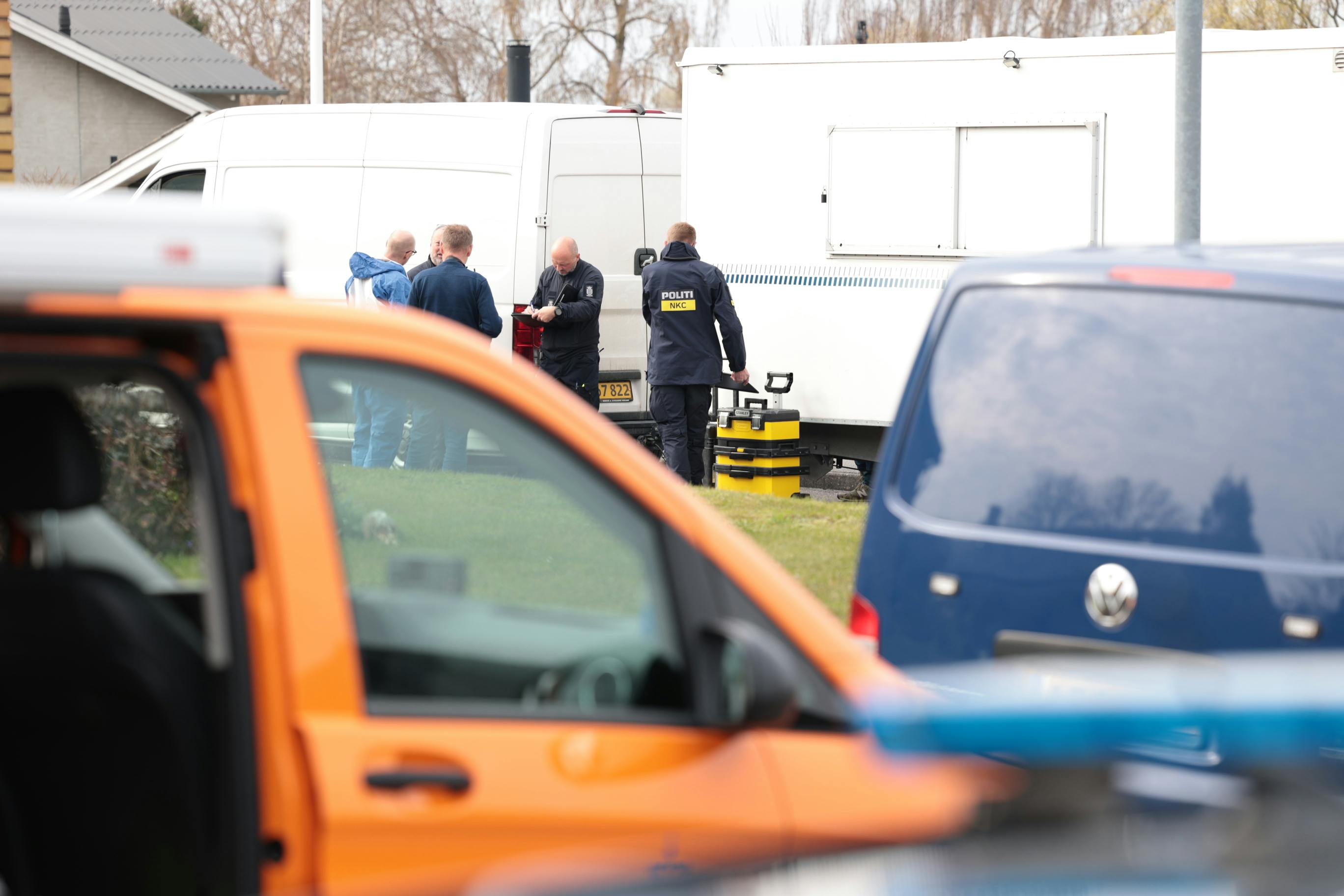 Politiet på arbejde ved en adresse i Korsør. 