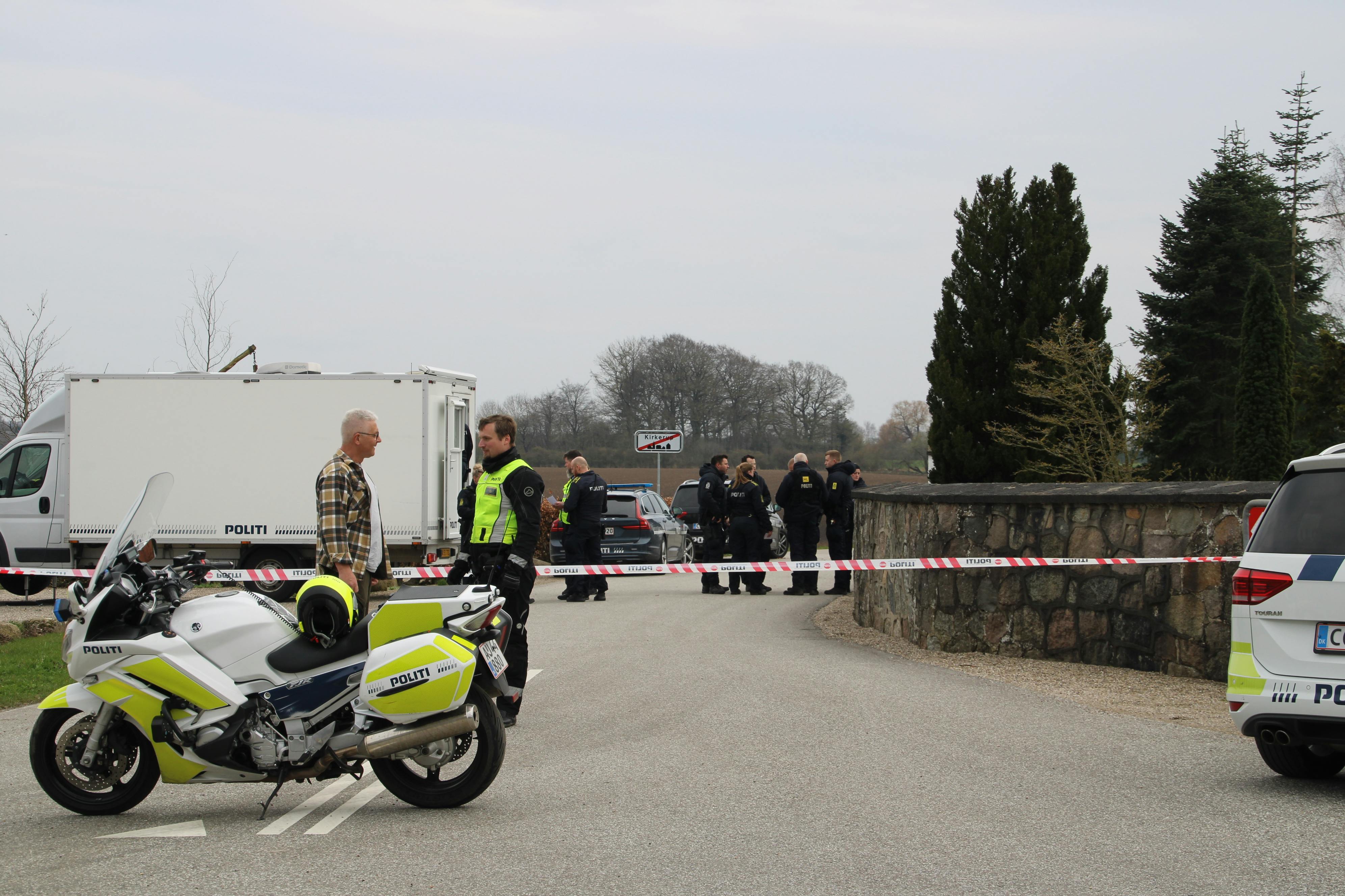 Sagen tog egentlig sin begyndelse i Kirkerup, hvor den 13-årige pige havde afsluttet sin avisrute lørdag. Næste dag blev der foretaget en anholdelse 20 kilometer derfra - i Korsør-området.