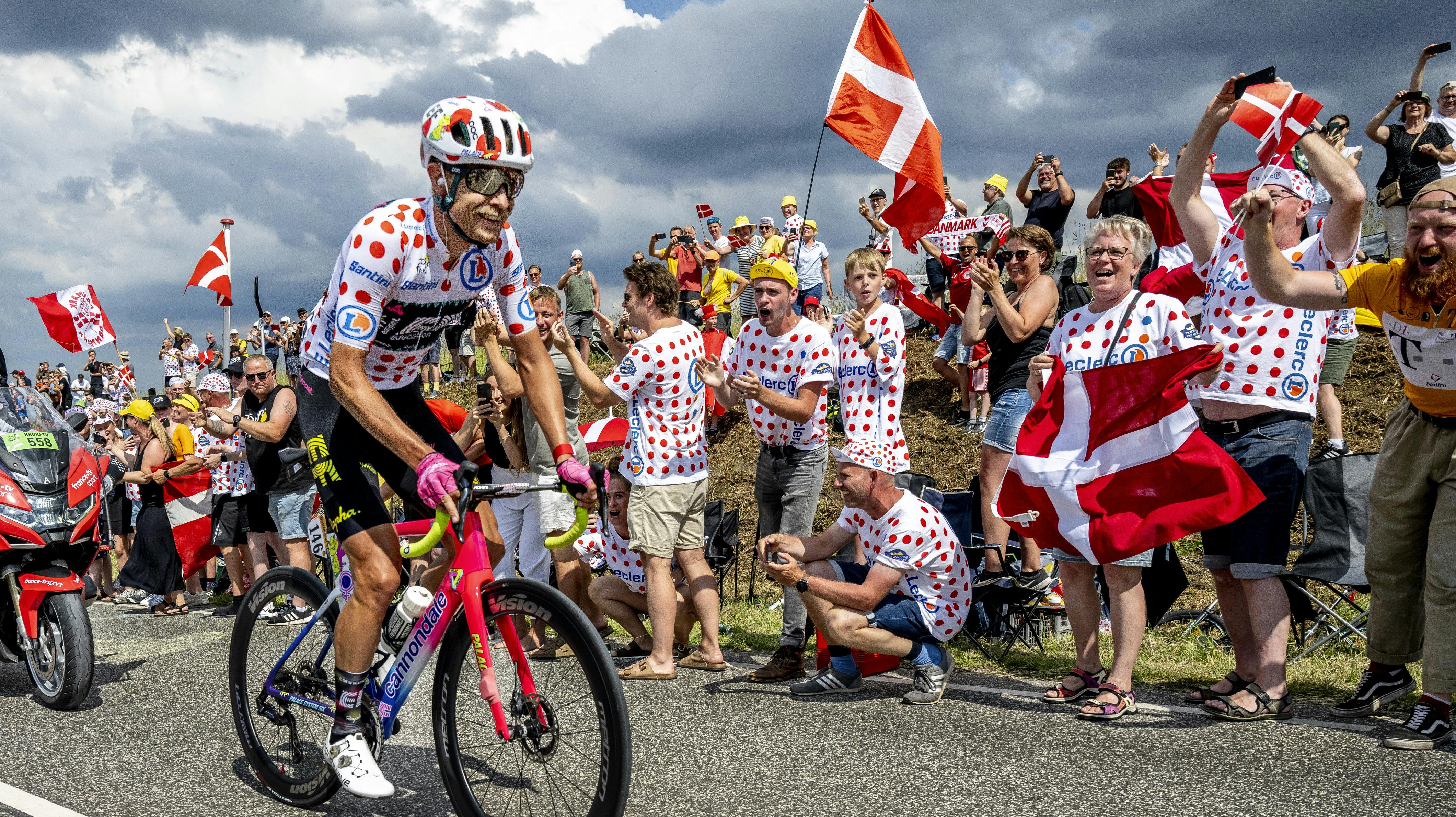Sidst der var World Tour-løb i Danmark, var da Tour de France startede i København i 2022. Der var danskerne ellevilde for at se cykelløb.