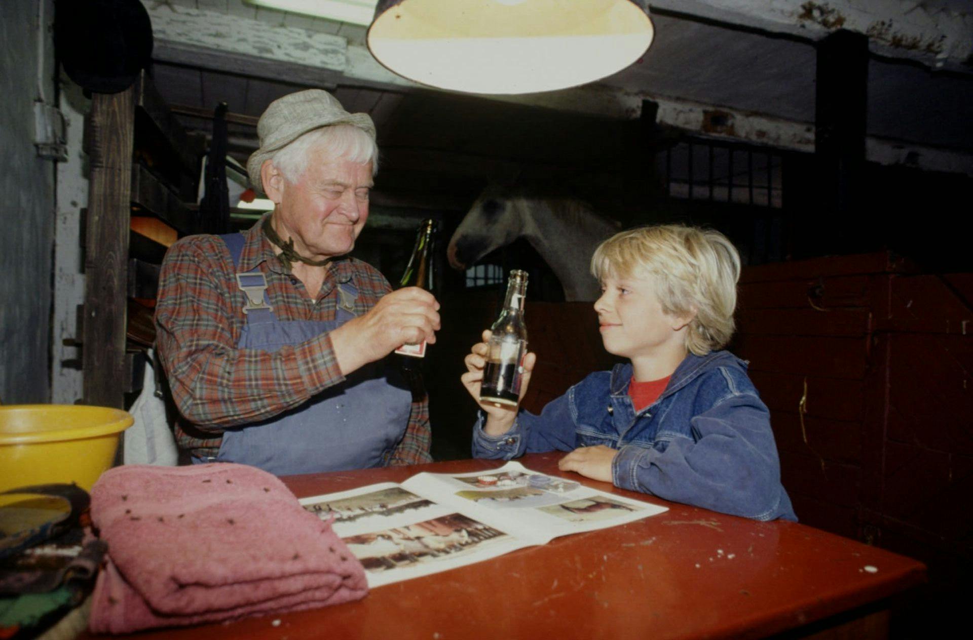 Her ses Laus Høybye (h) i "Krummerne".
