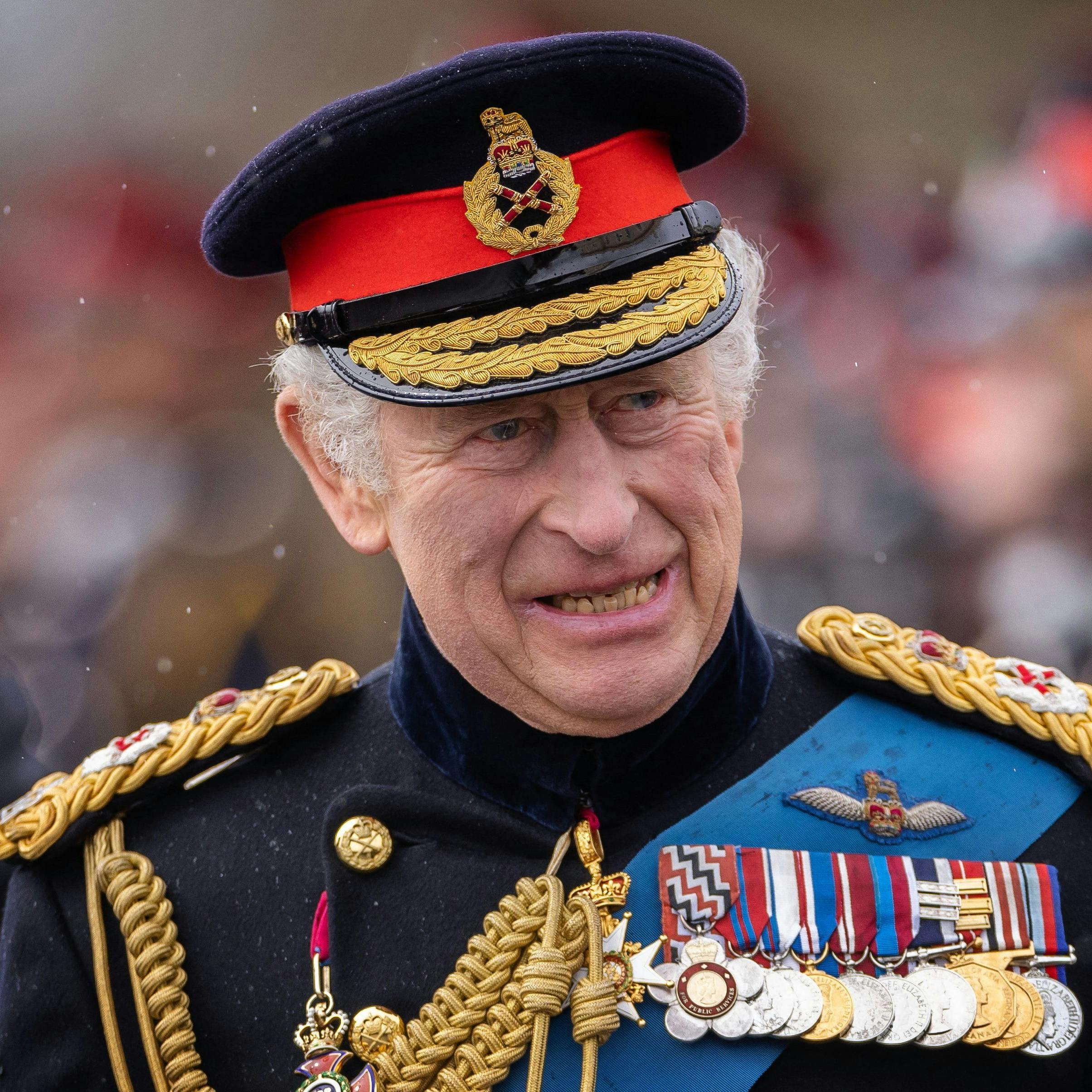 Kong Charles skal krones den 6. maj. 